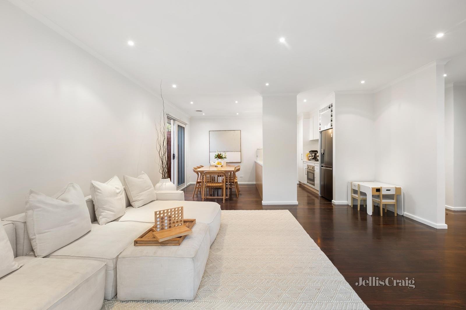 1/6 Clive Street, Brighton East image 6