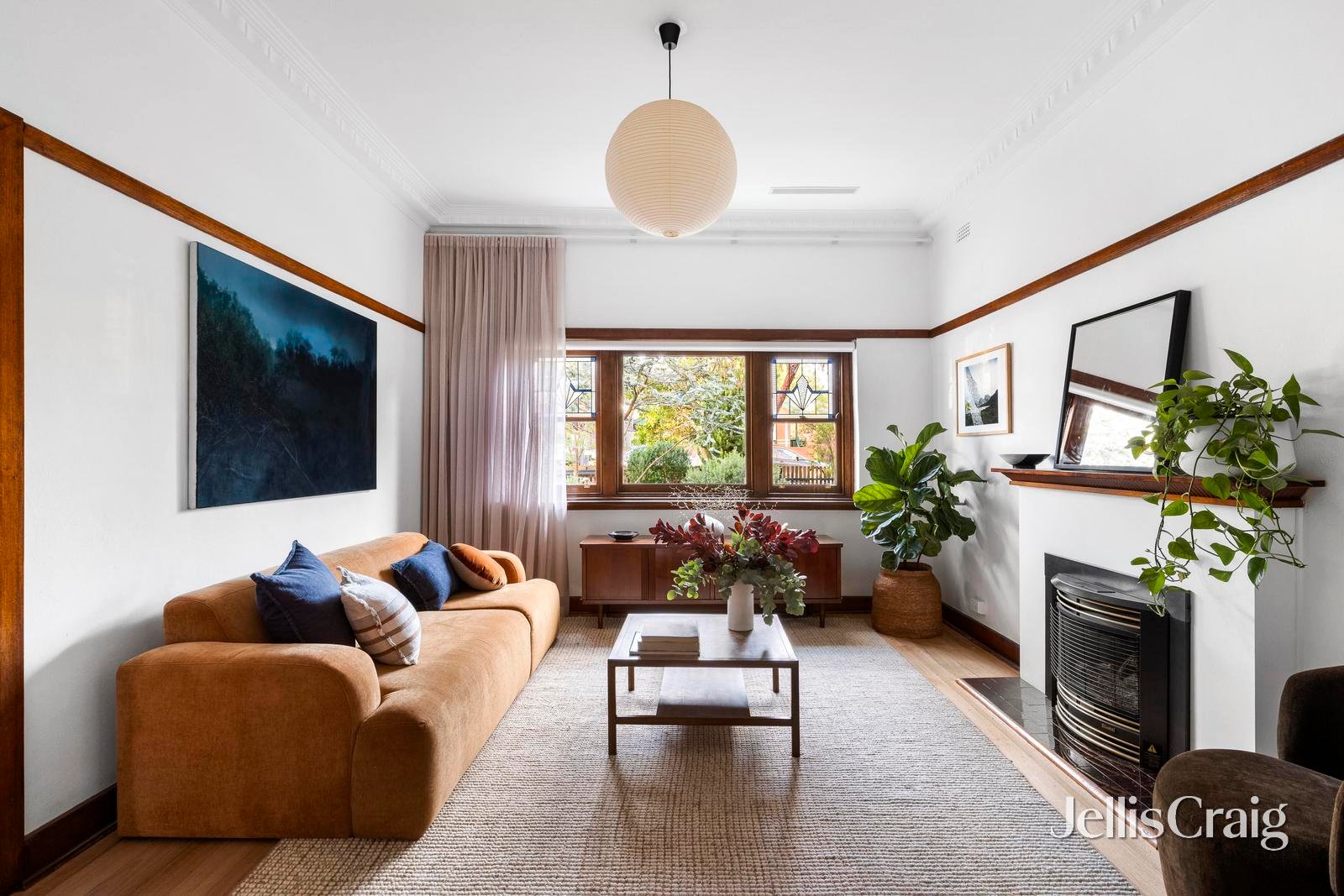 16 Collins Street, Thornbury image 3