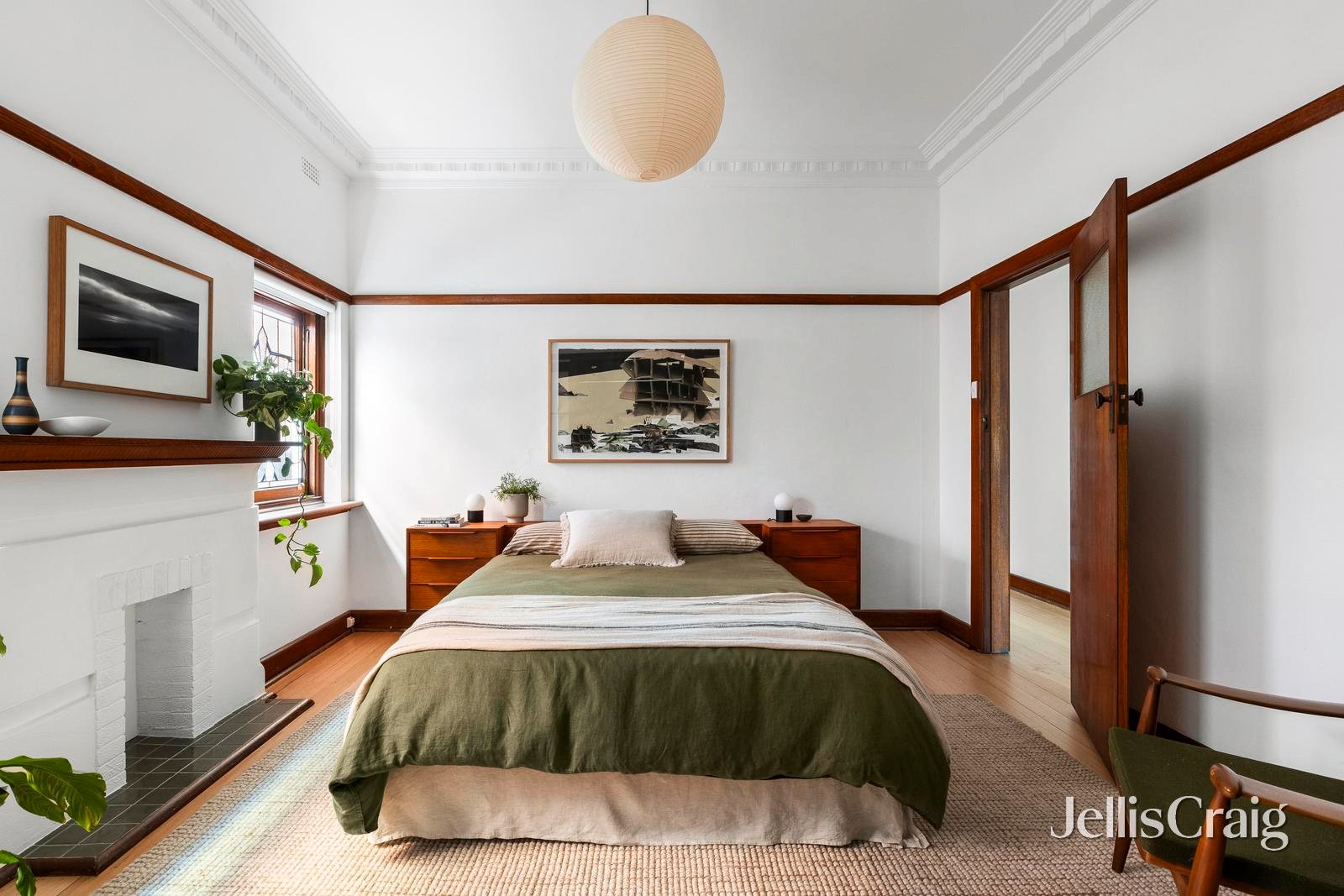 16 Collins Street, Thornbury image 16