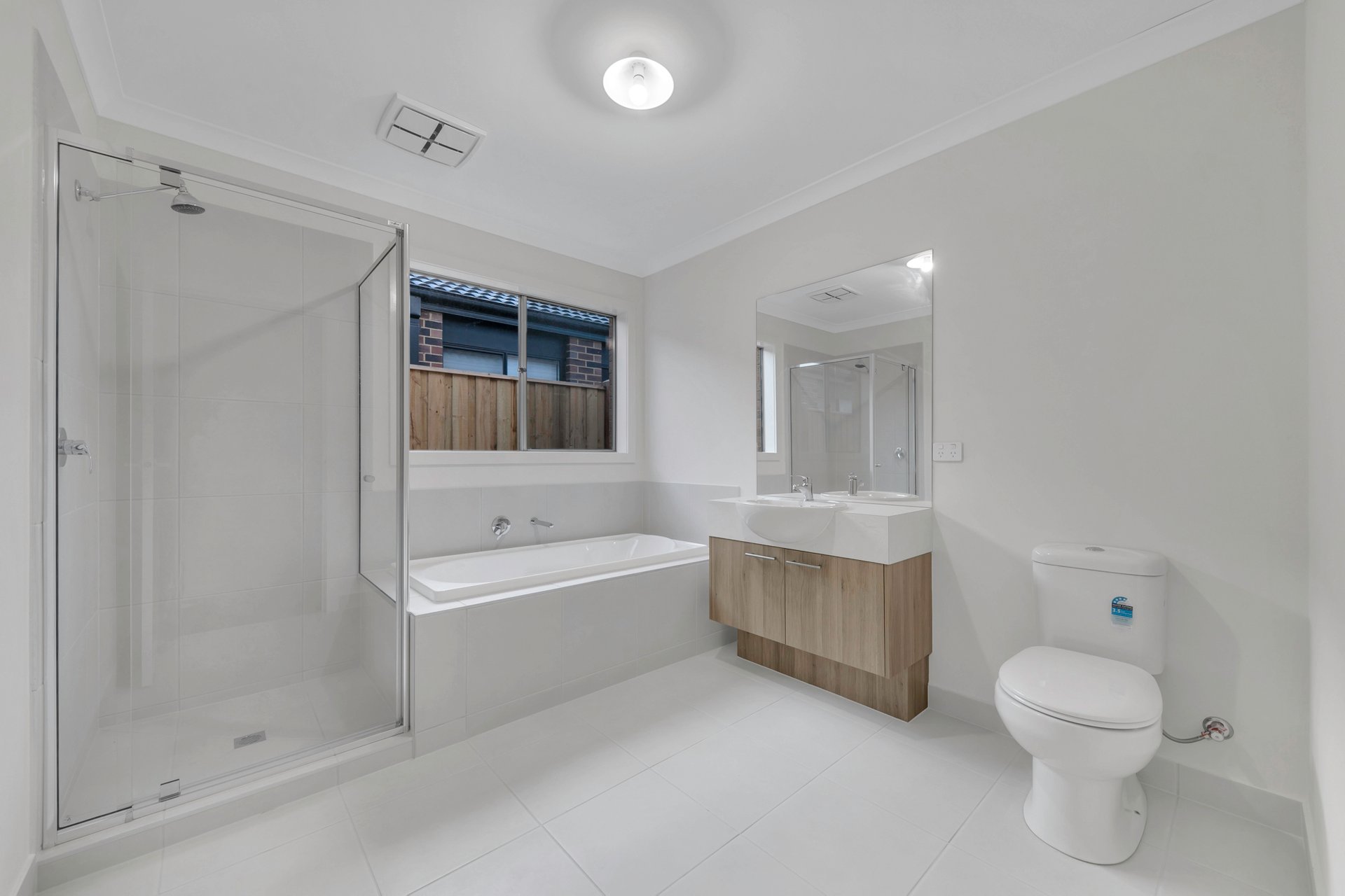 16 Colmar Street, Lara image 11