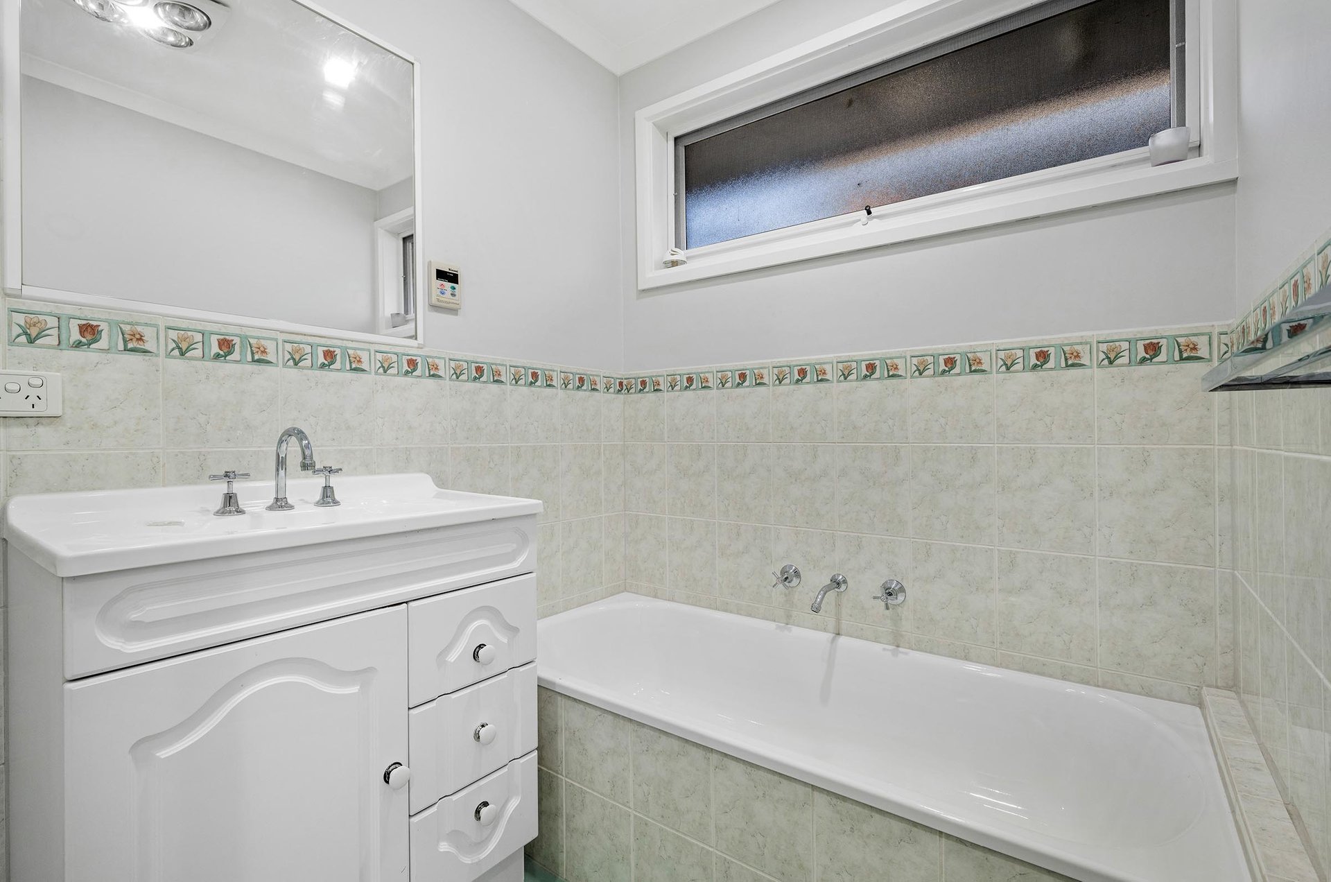 16 Coolaroo Court, Mooroolbark image 11