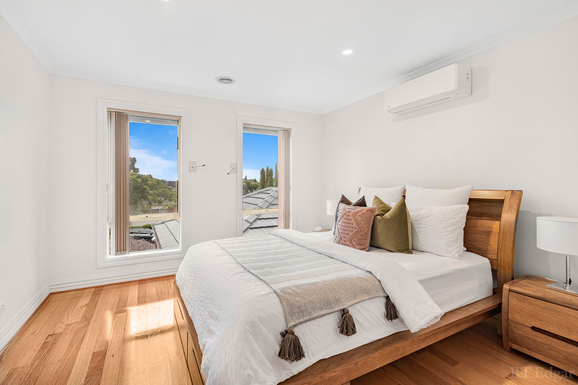 Property Gallery Thumbnail 15