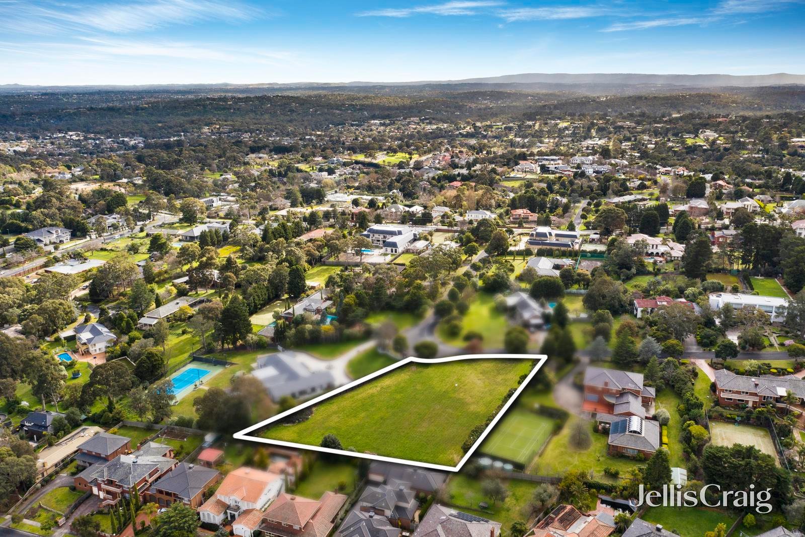 16 County Terrace, Templestowe image 2