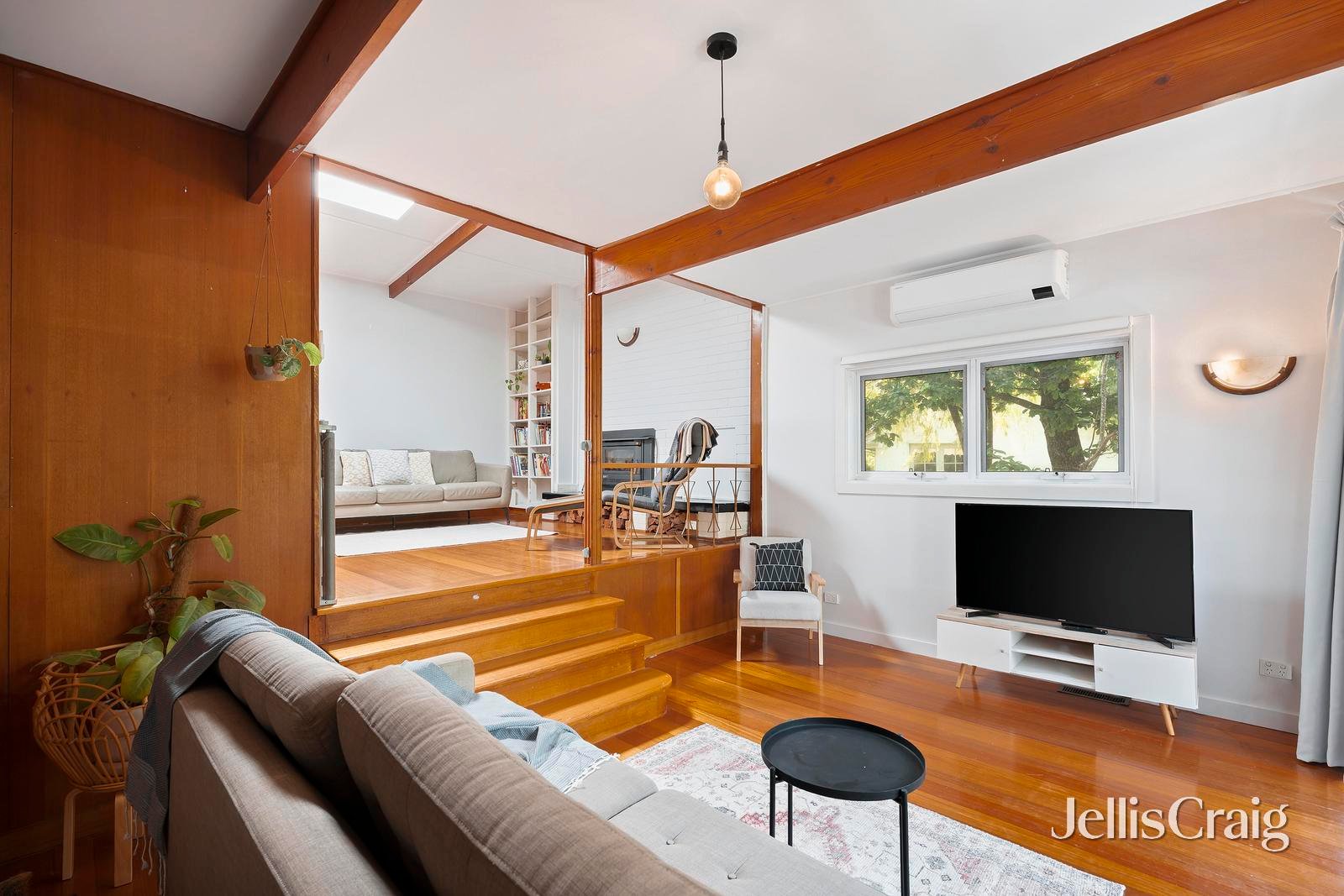 16 Croydon Way, Croydon image 2