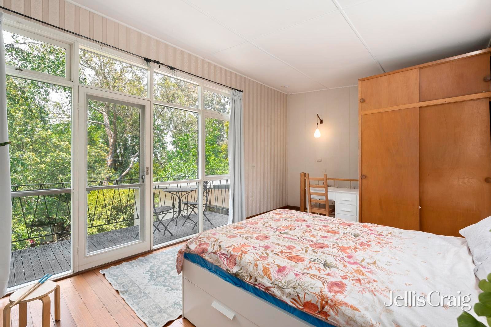 16 Croydon Way, Croydon image 9