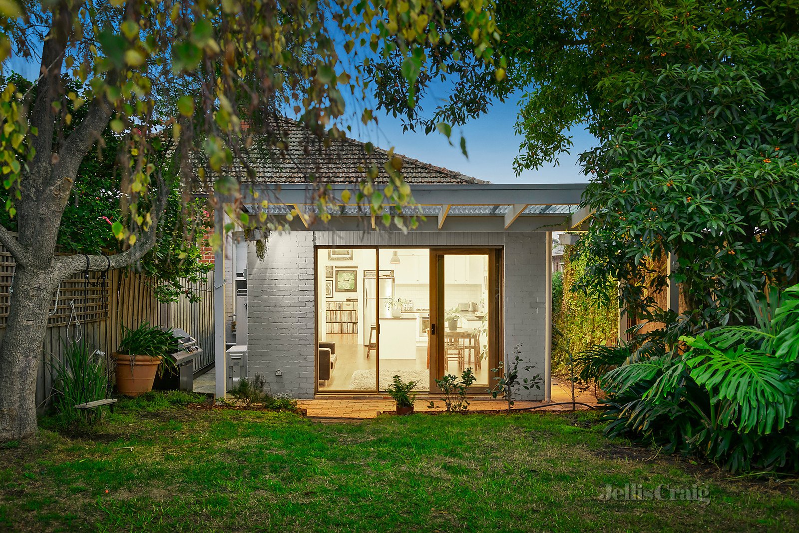 16 Denmark Street, Kew image 10