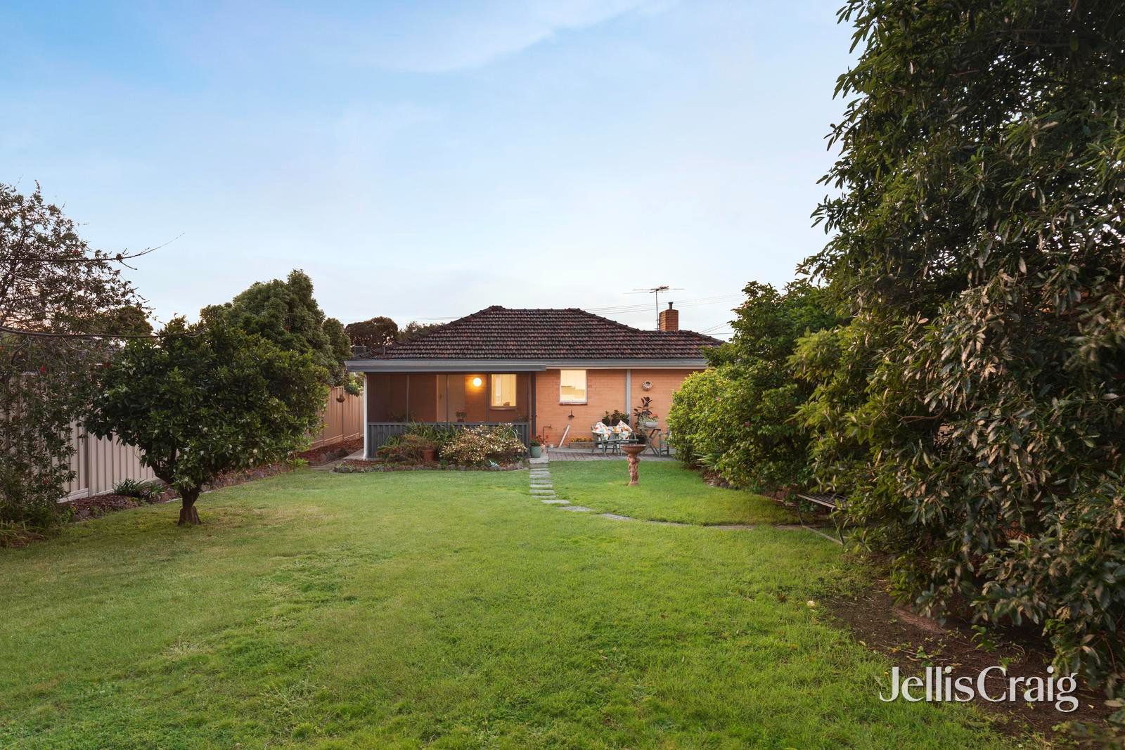 16 Dion Road, Glen&nbsp;Waverley image 11