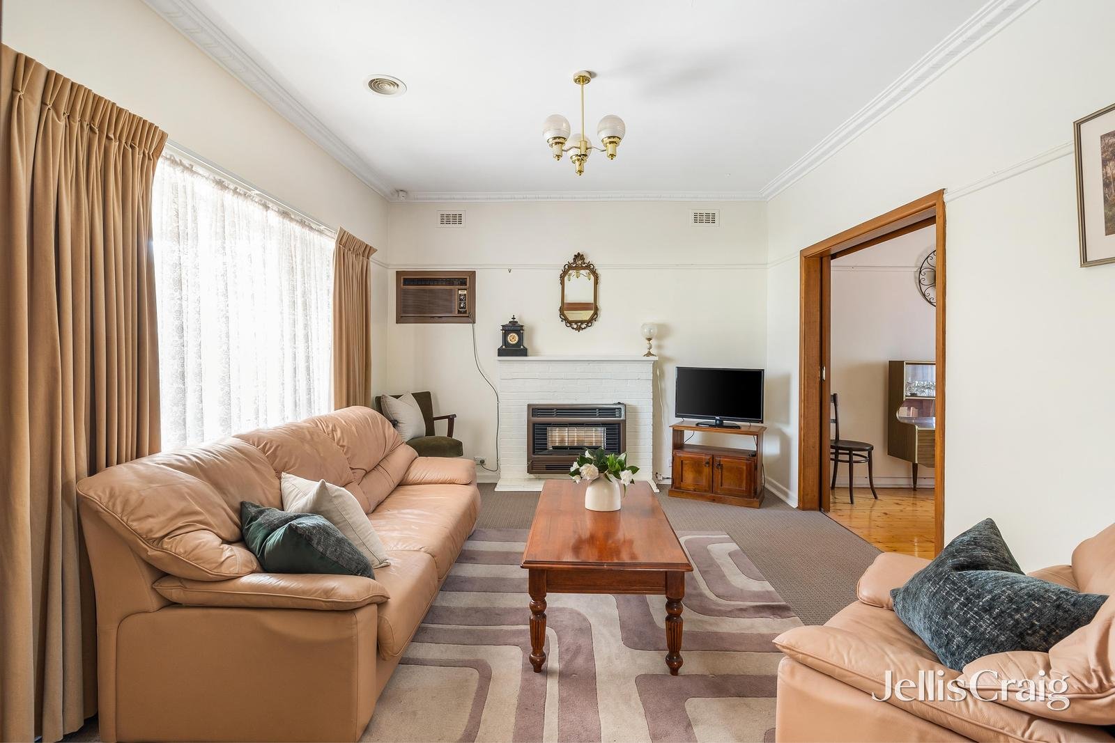 16 Durban Street, Bentleigh image 2