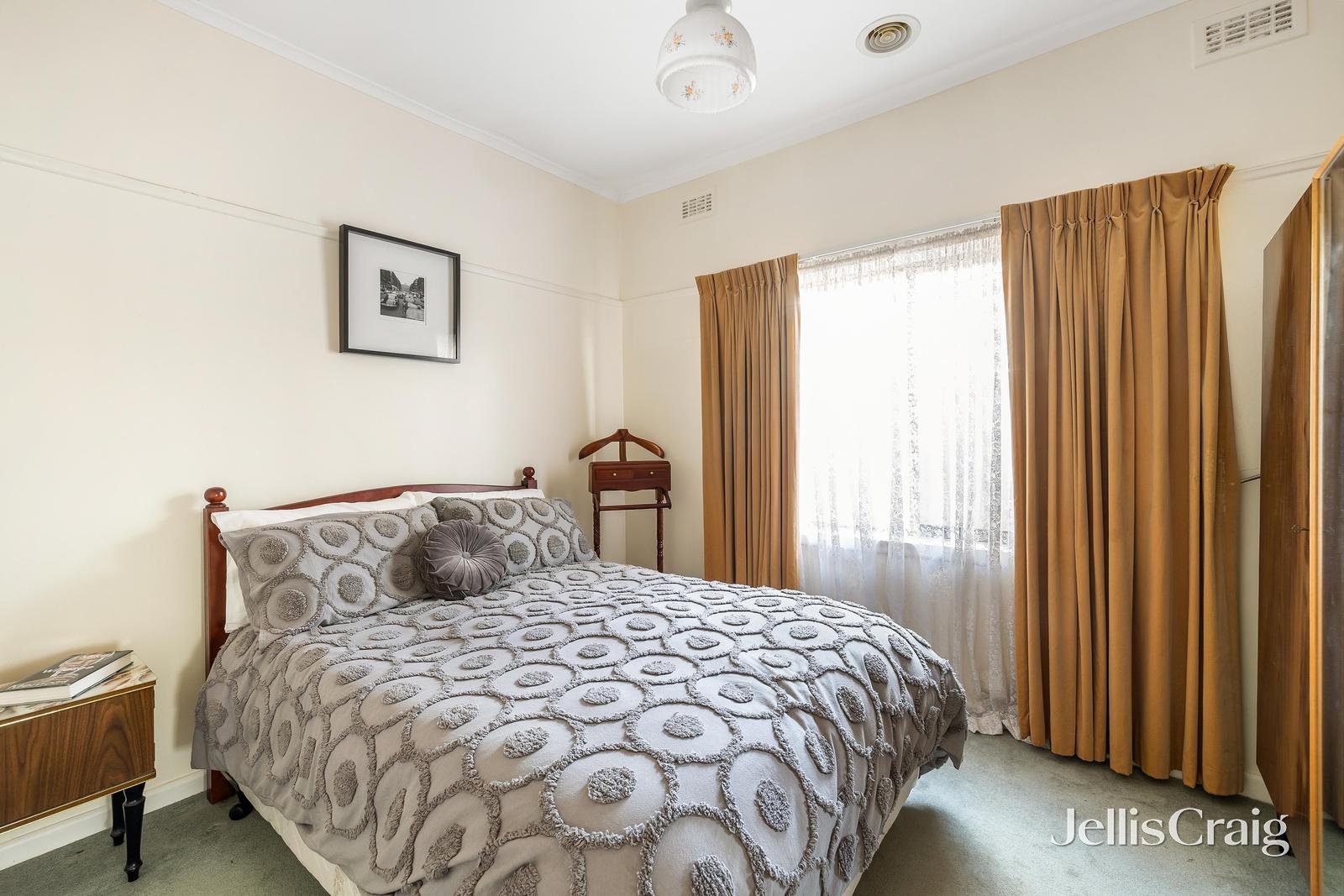 16 Durban Street, Bentleigh image 5