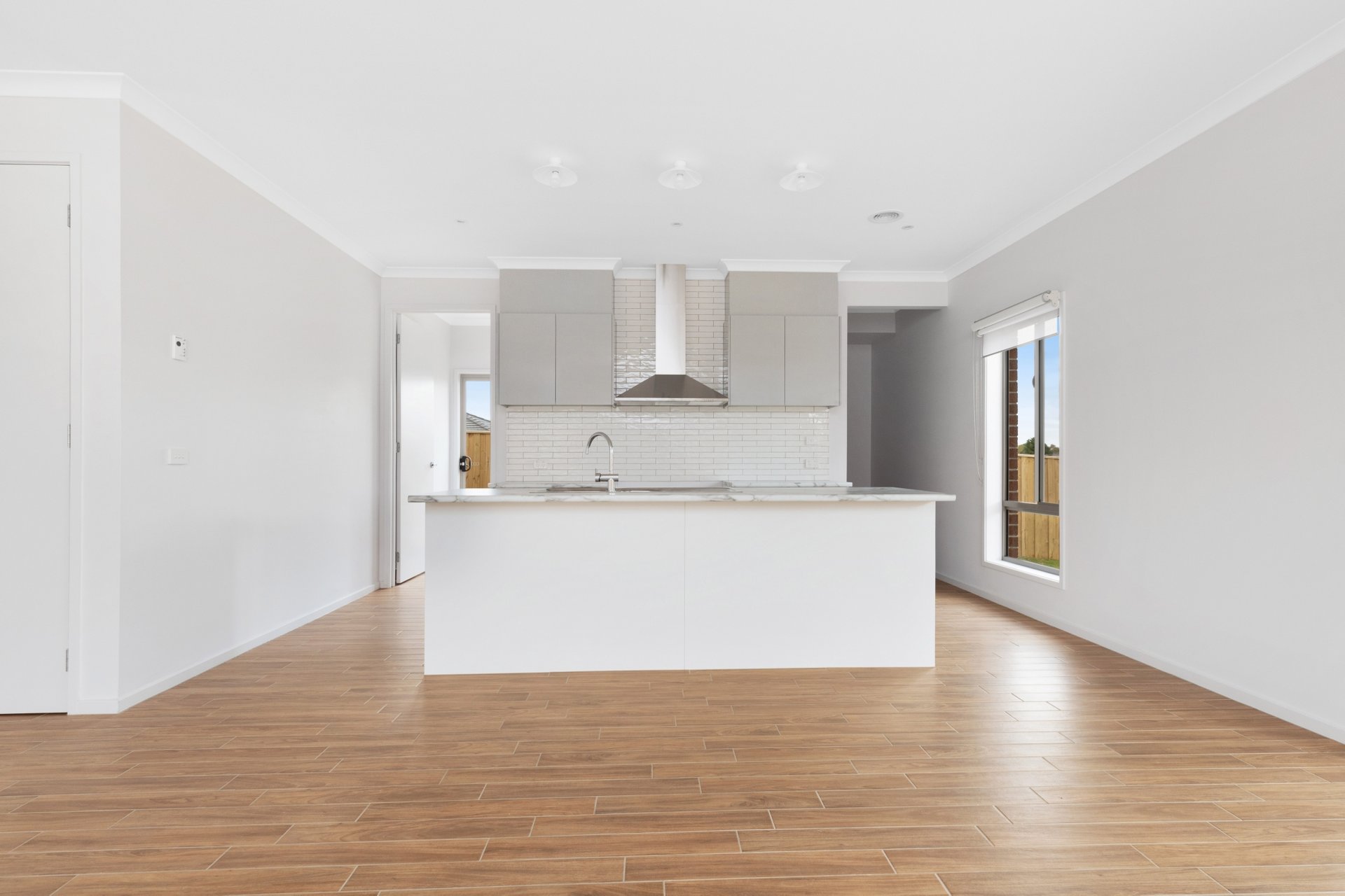 Property Gallery Thumbnail 3