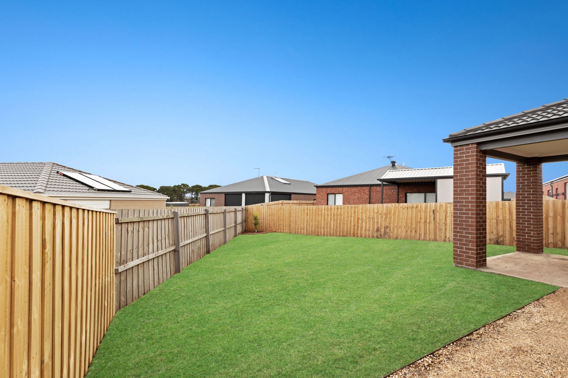 Property Gallery Thumbnail 12