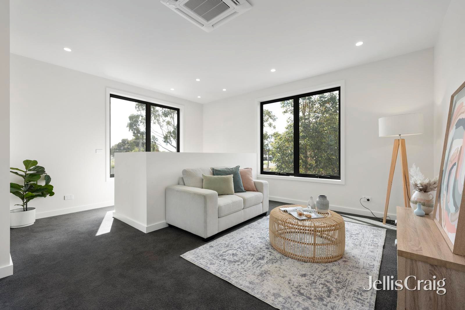 16 East Boundary Road, Bentleigh East image 9