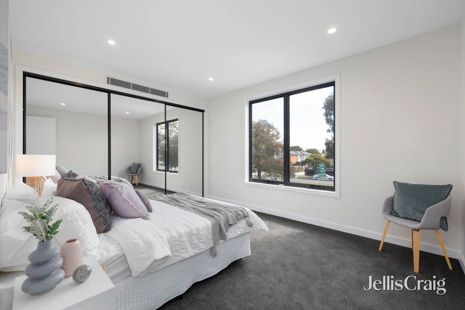 16 East Boundary Road, Bentleigh East image 11