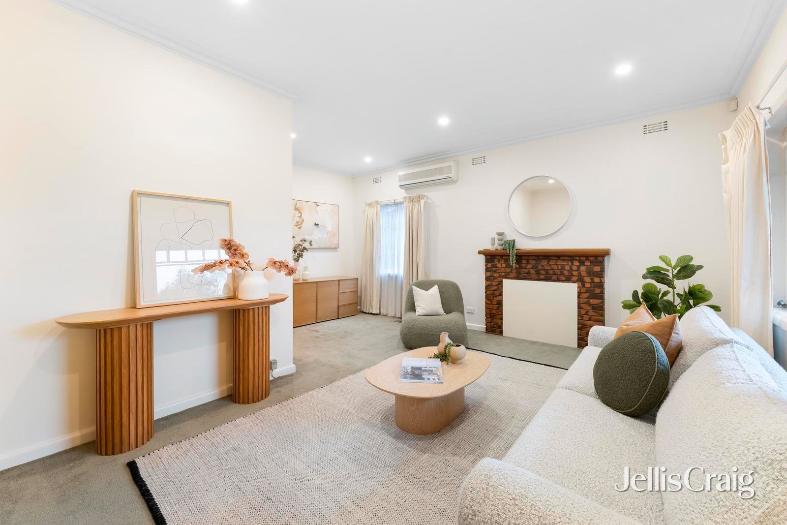 16 Ellison Street, Blackburn image 4
