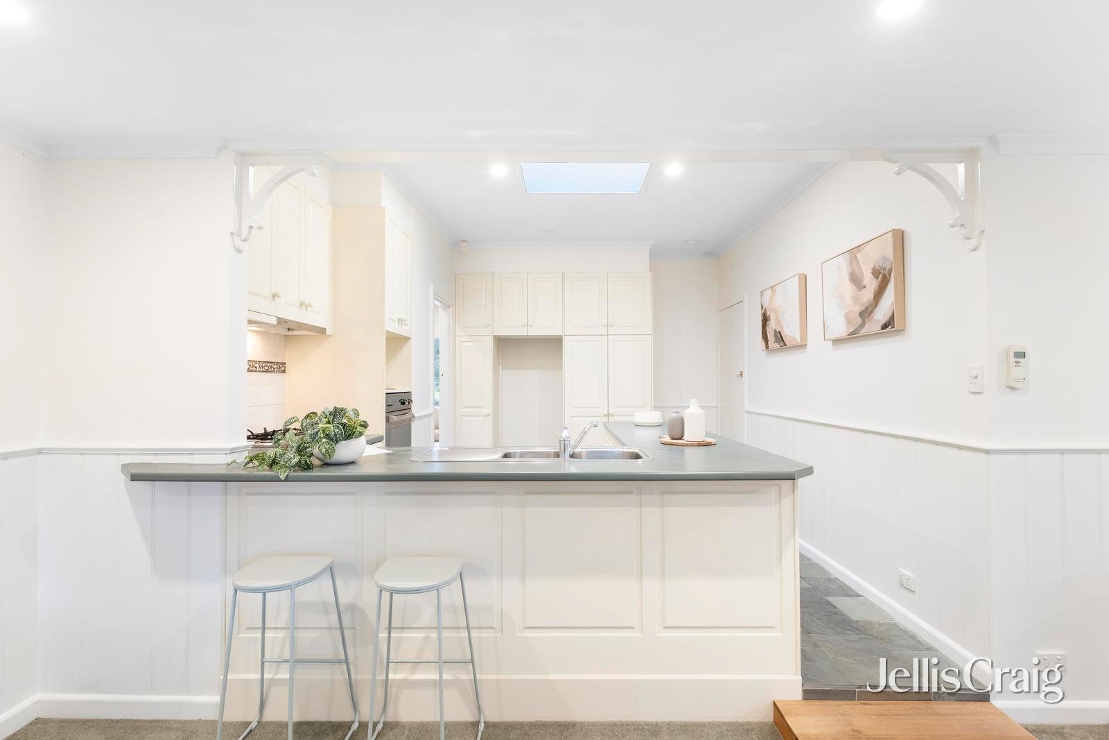 16 Ellison Street, Blackburn image 6