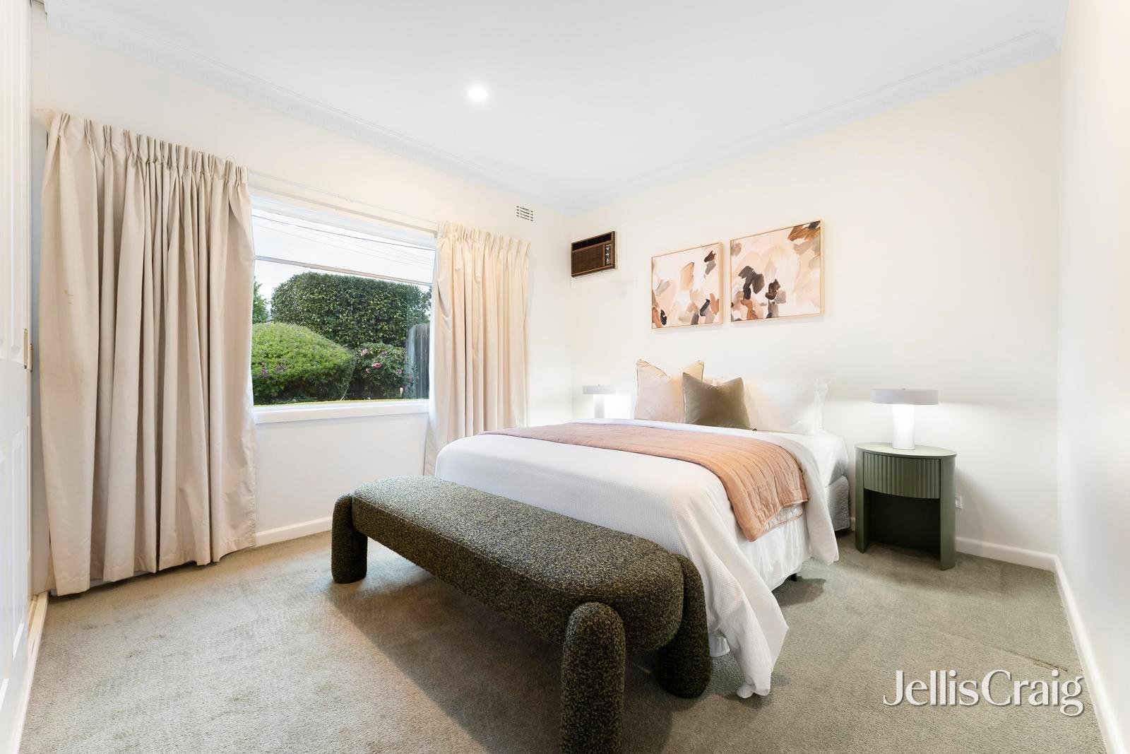 16 Ellison Street, Blackburn image 13