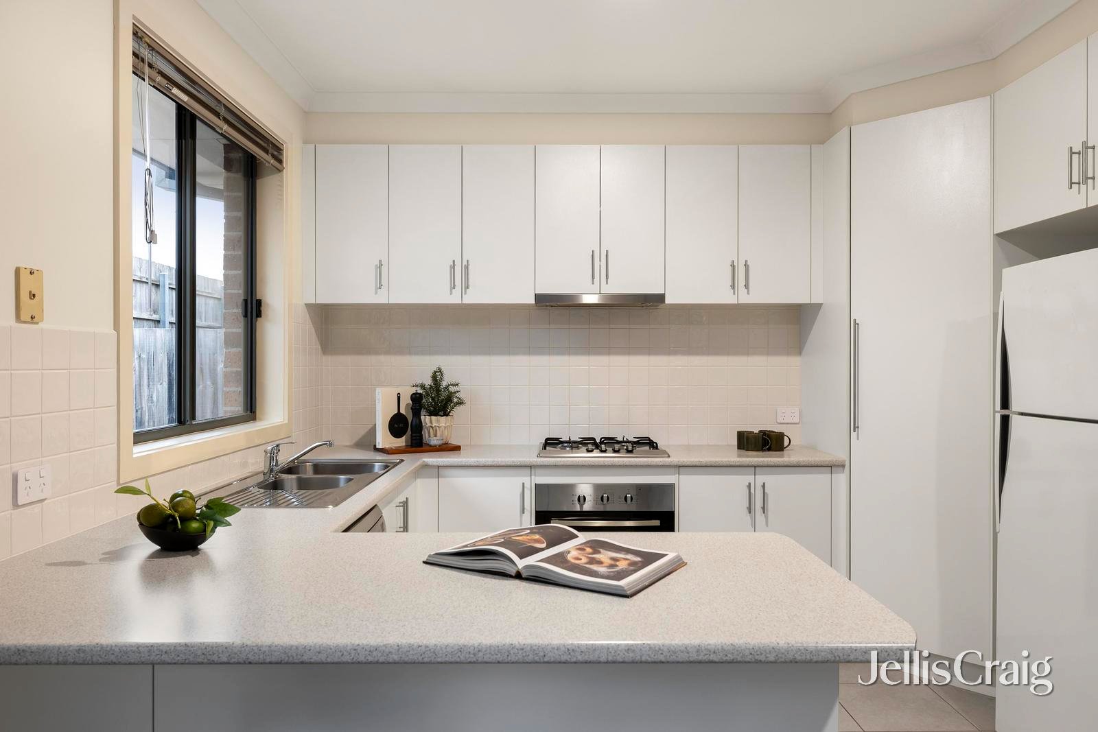 1/6 Elmhurst Road, Bayswater&nbsp;North image 4