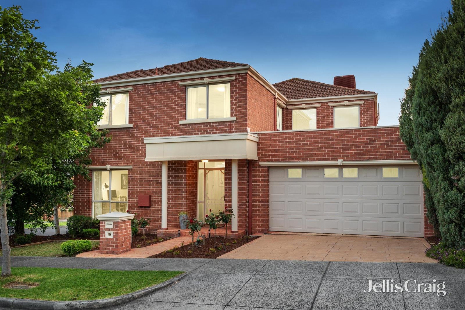 16 Elonara Road, Vermont South image 1