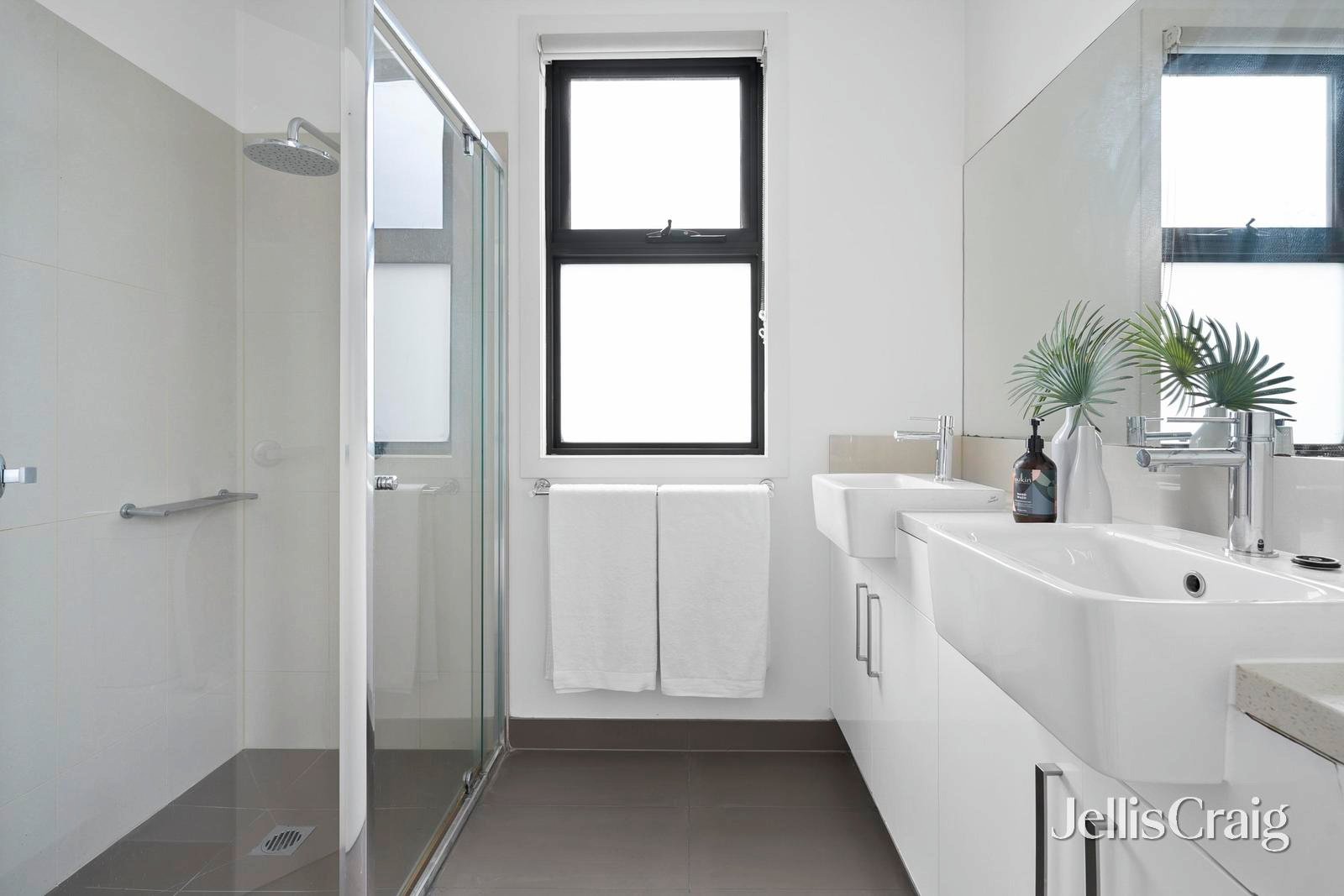 16 Emerald Street, Geelong West image 9