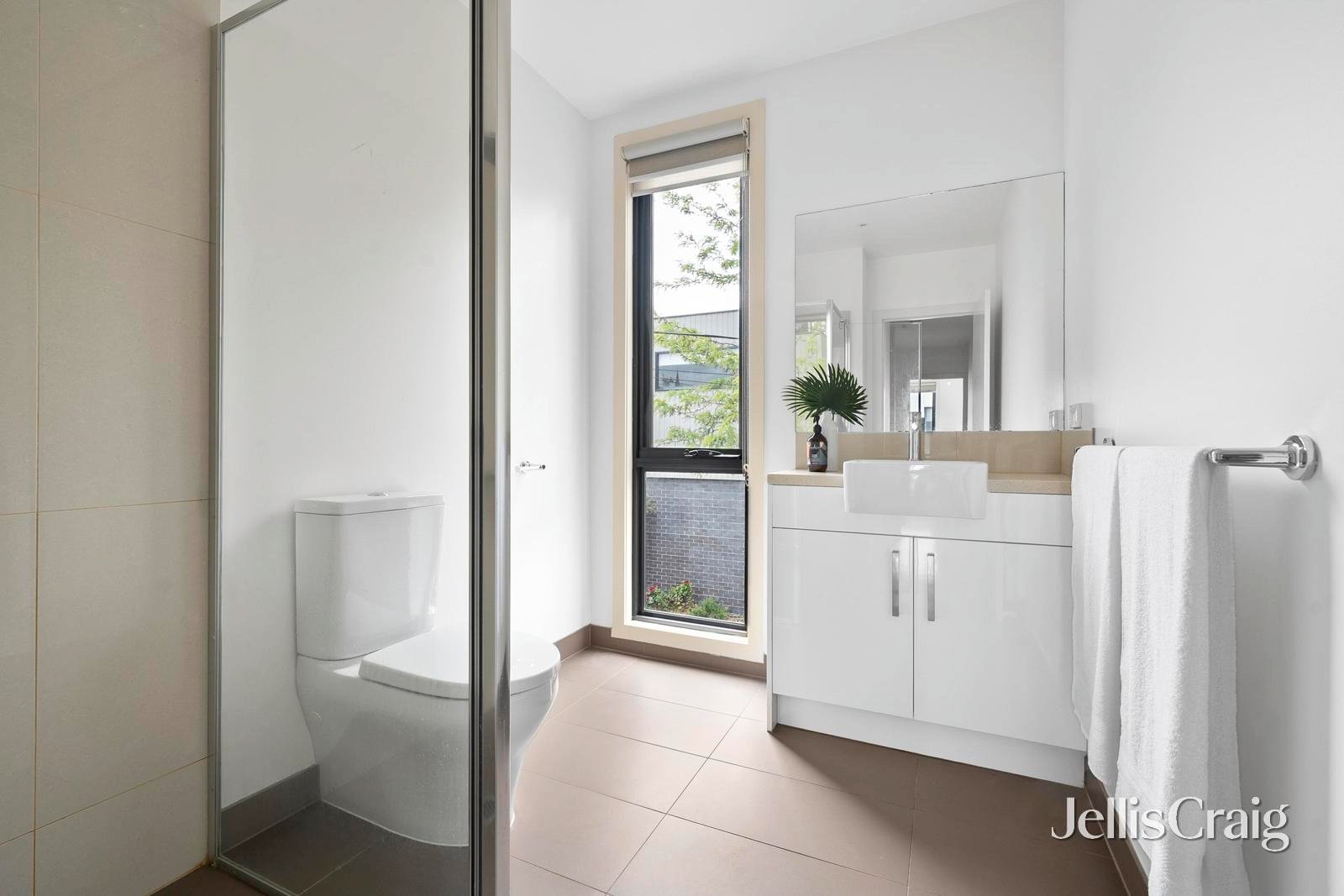 16 Emerald Street, Geelong West image 13