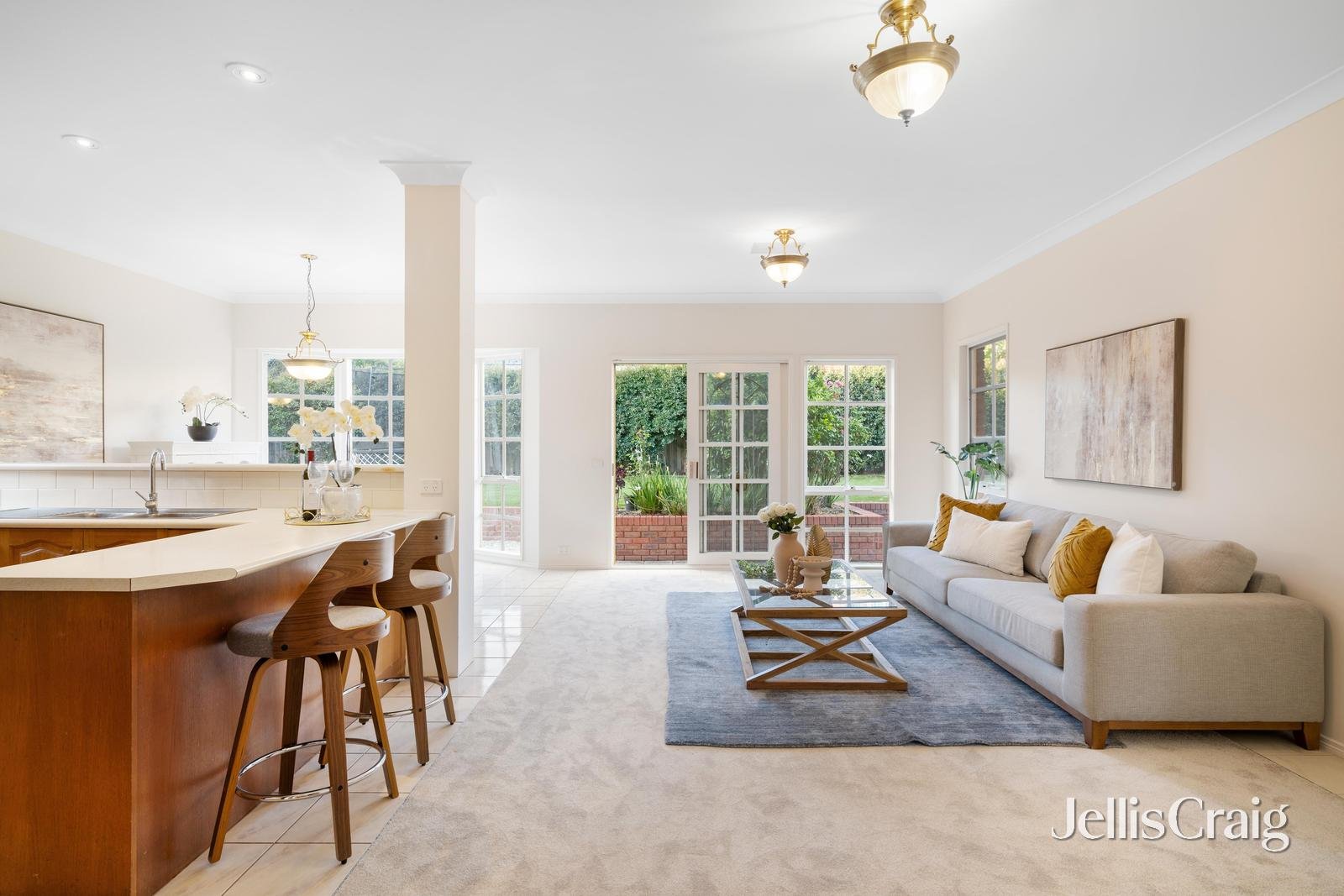 16 Epworth Court, Glen Waverley image 6