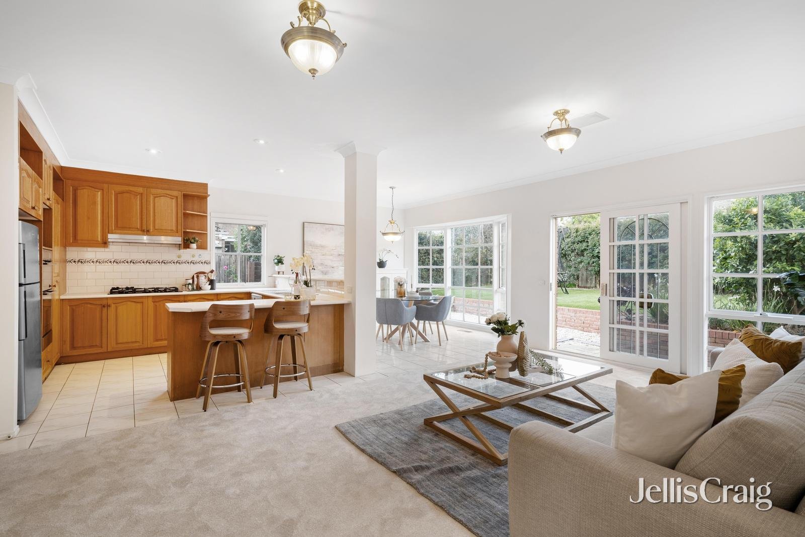 16 Epworth Court, Glen Waverley image 7