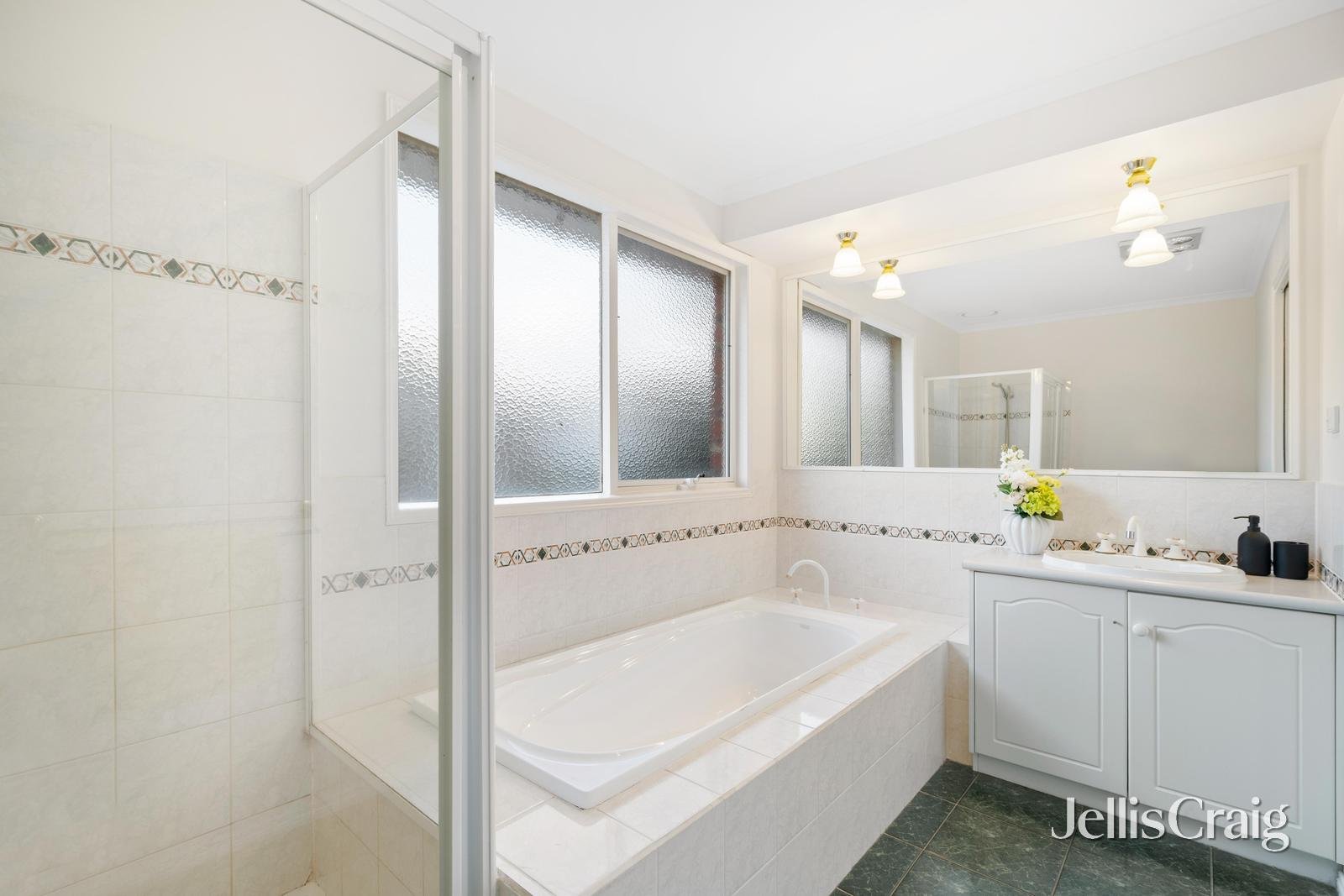 16 Epworth Court, Glen Waverley image 16