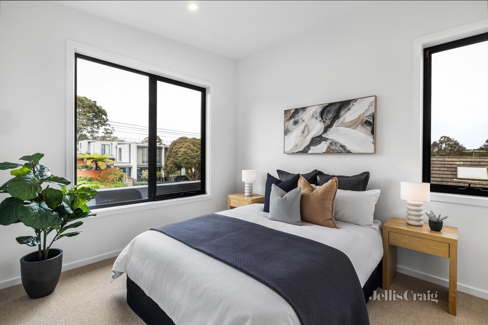 1/6 Estella Street, Glen Iris image 7