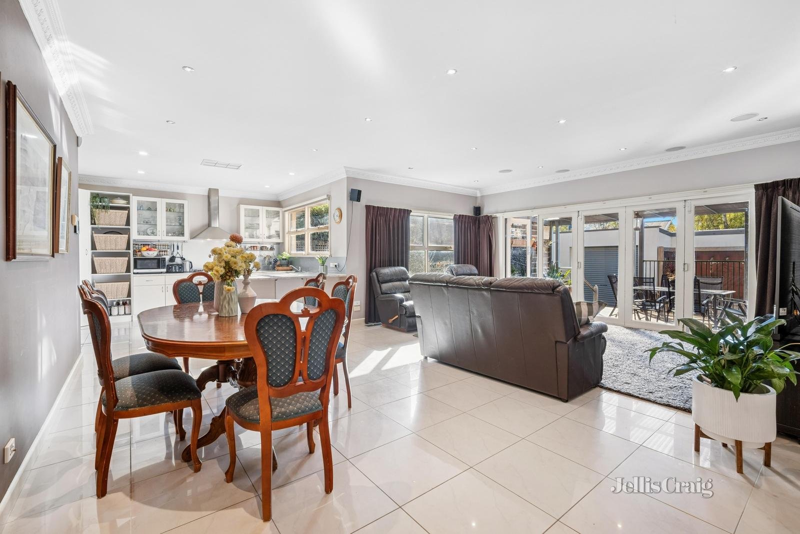 16 Exeter Street, Lake Wendouree image 5