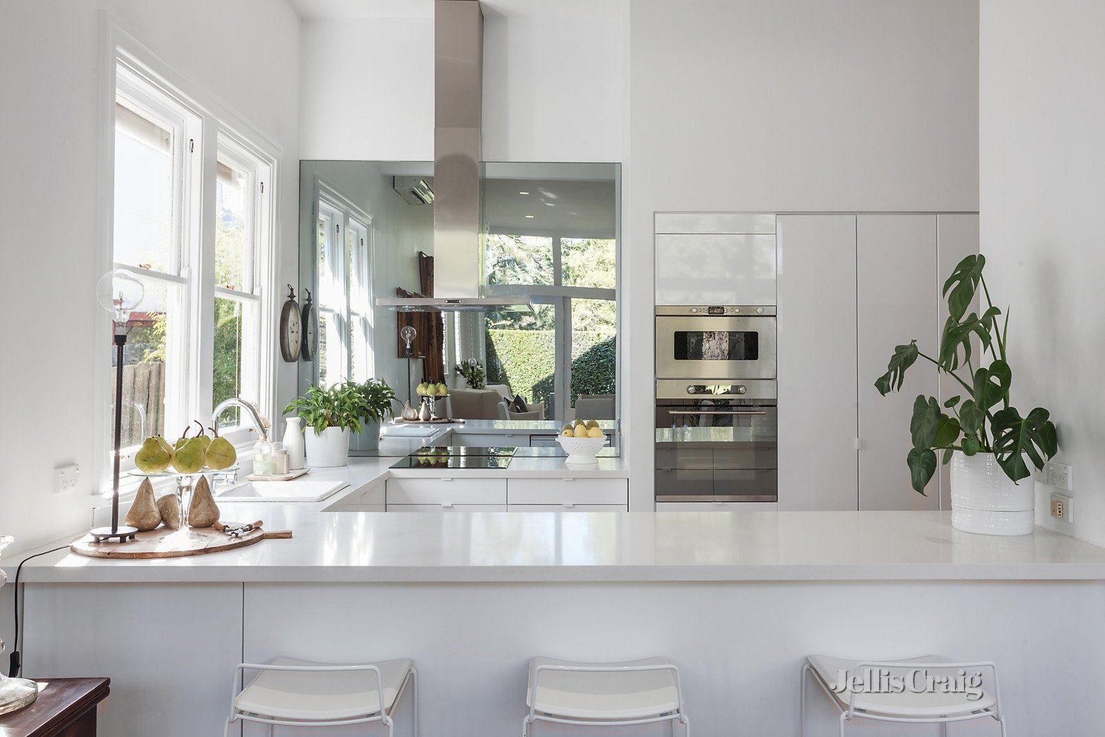 16 Falmouth Street, Hawthorn image 6