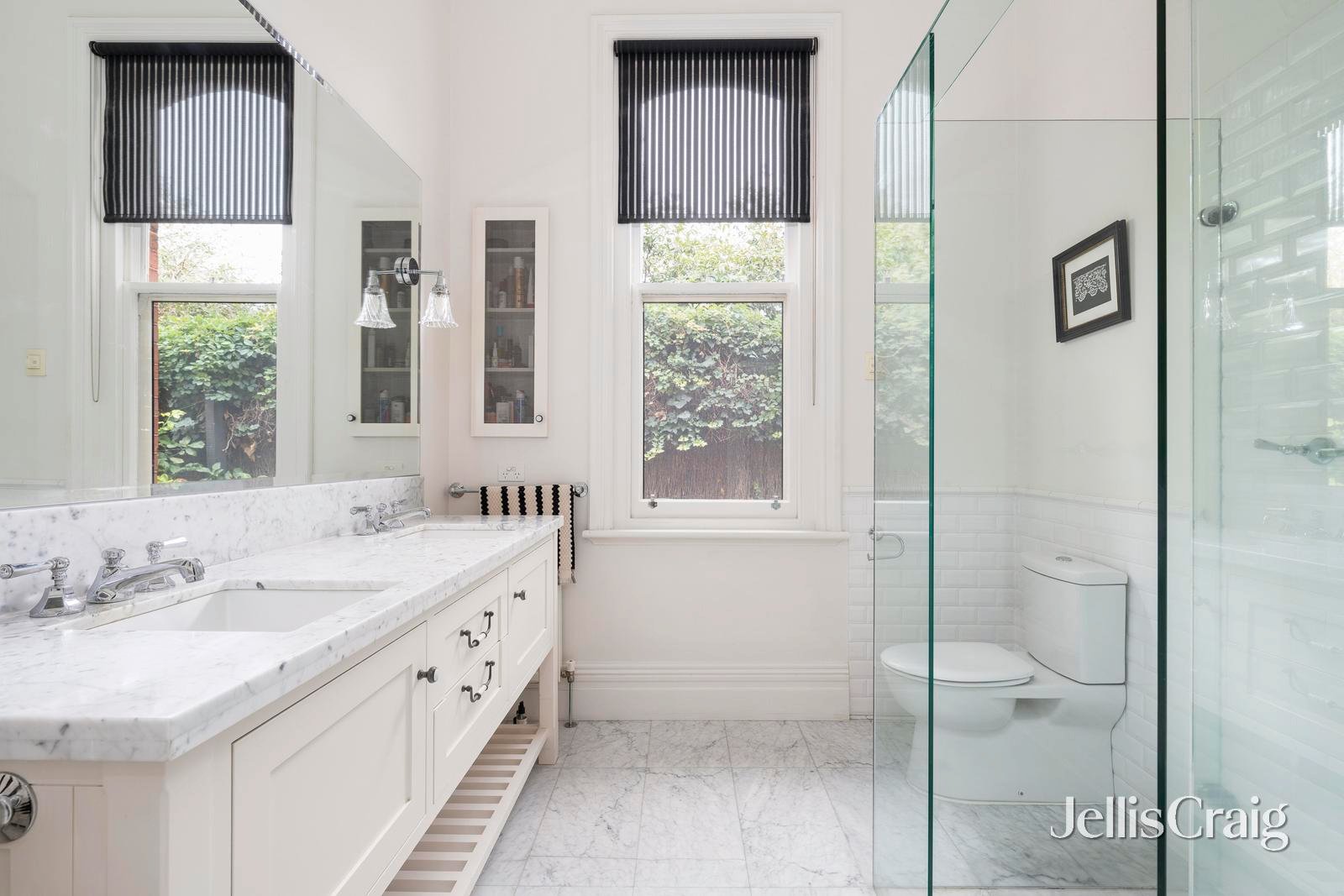 16 Fernhurst Grove, Kew image 7