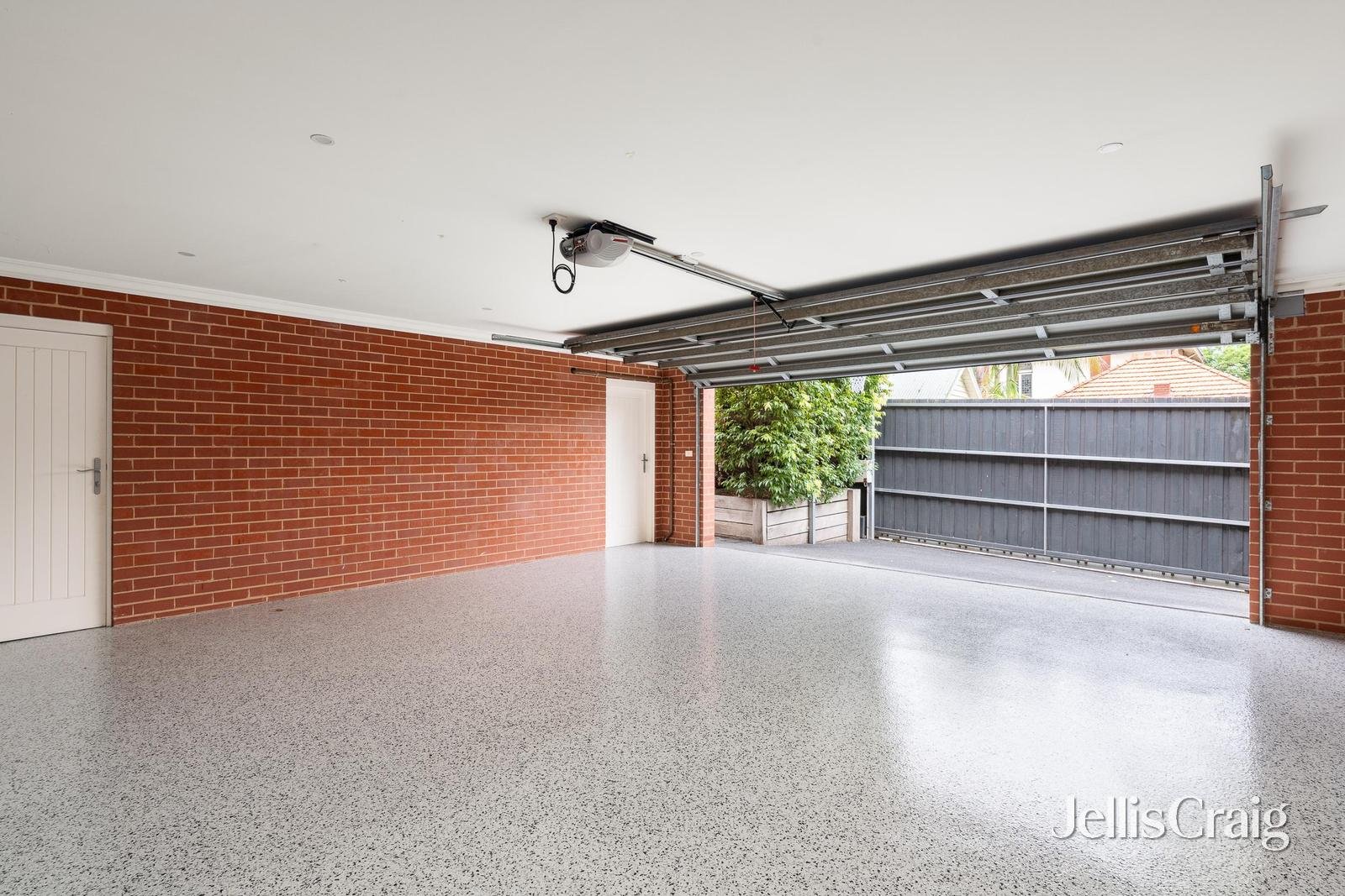 16 Fernhurst Grove, Kew image 16