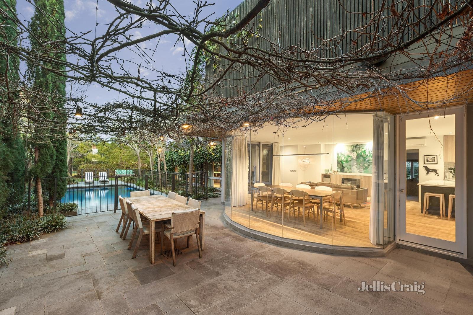 16 Findon Crescent, Kew image 8