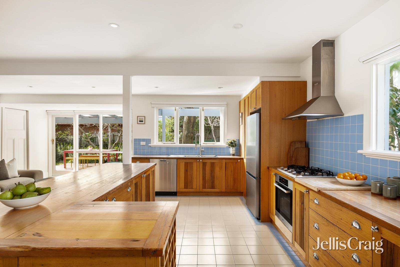 16 Forster Street, Ivanhoe image 9