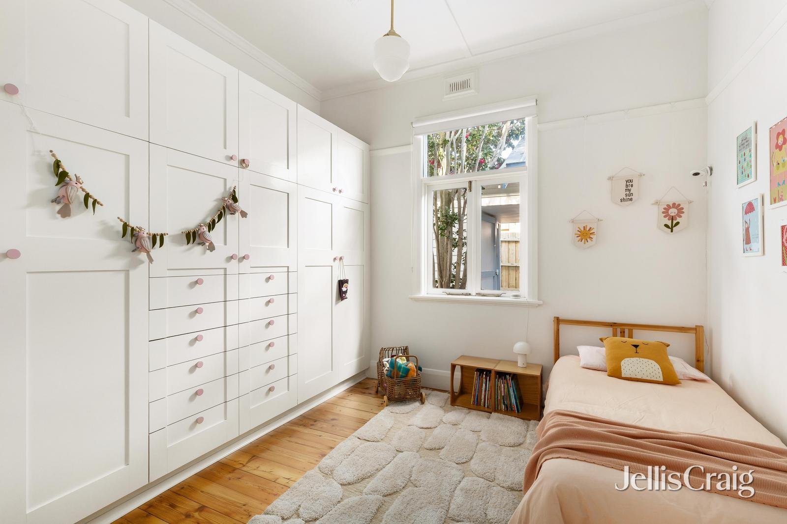 16 Forster Street, Ivanhoe image 13
