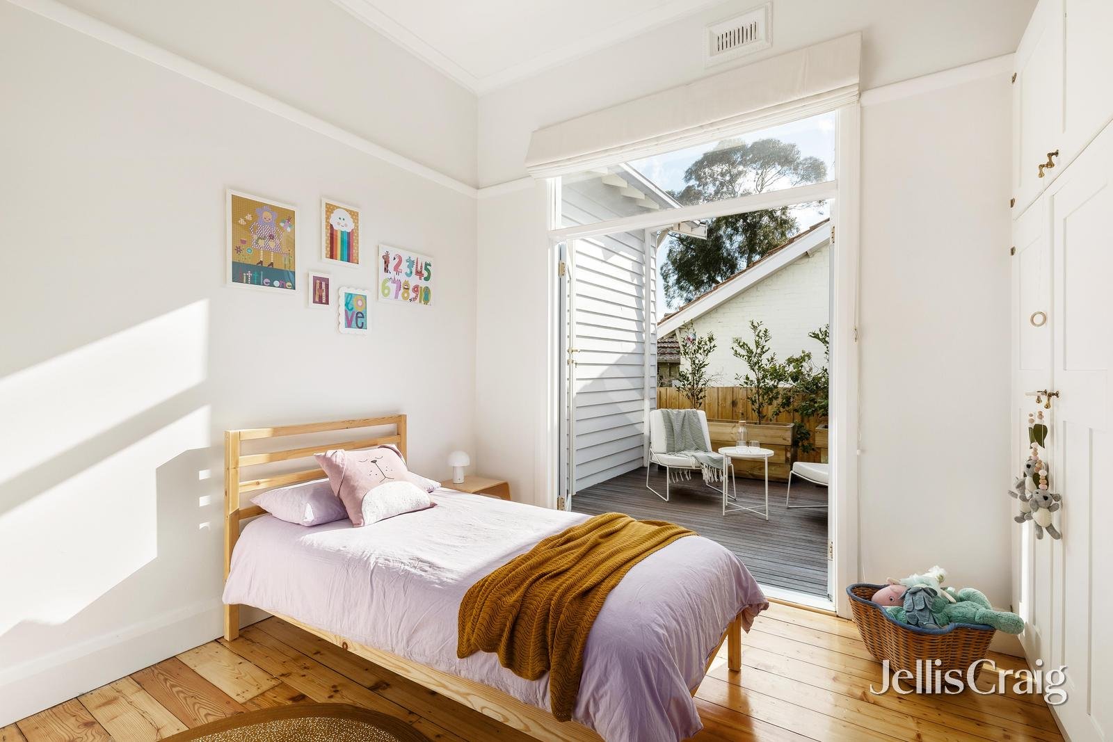 16 Forster Street, Ivanhoe image 14