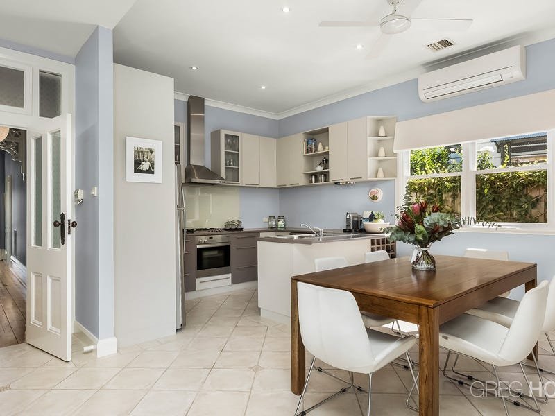 16 Forster Street, Williamstown image 3