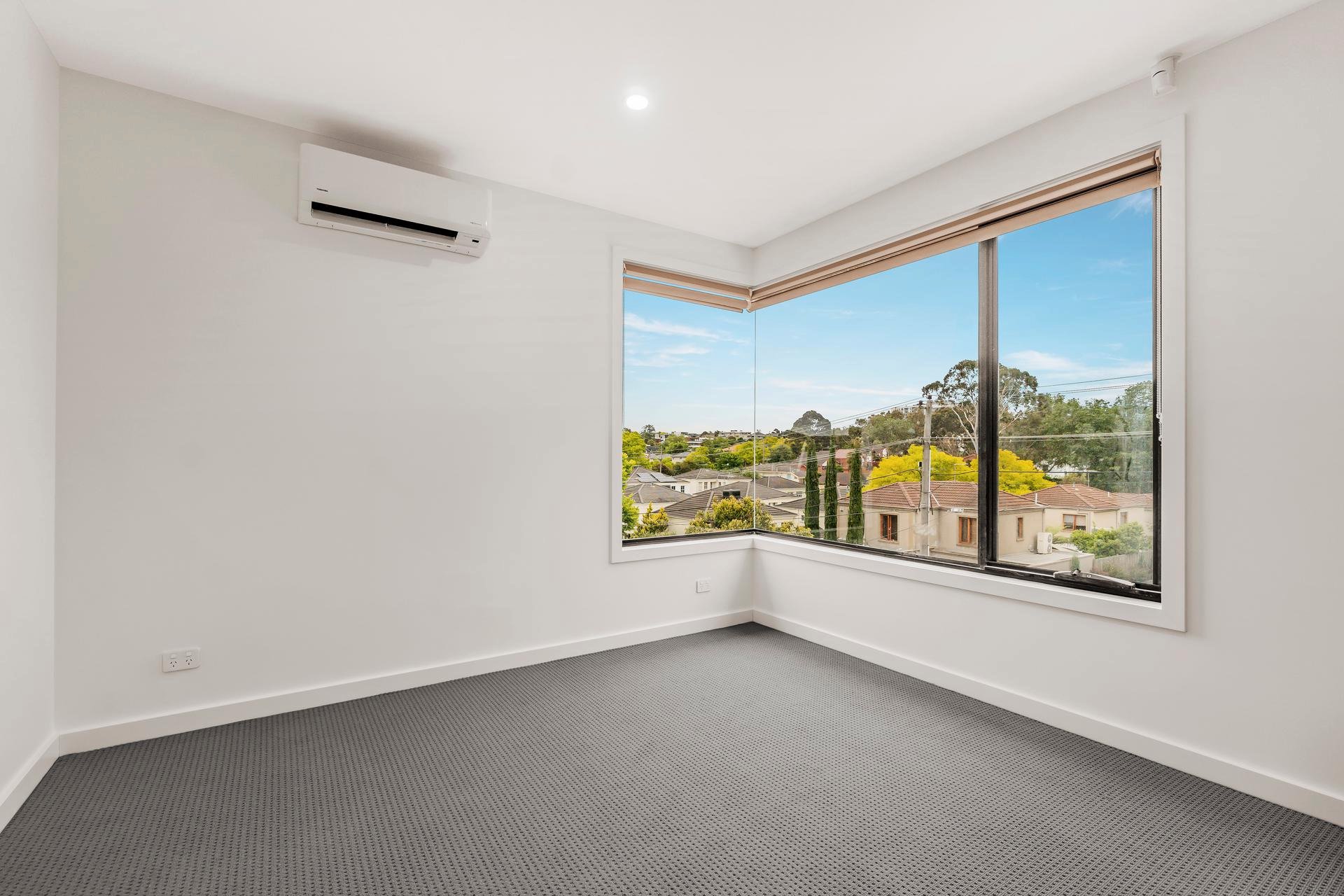 1/6 Frank Street, Doncaster image 11