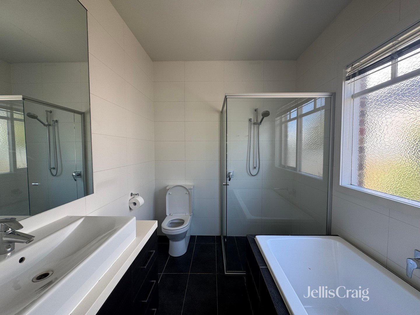 16 Fraser Street, Brunswick image 7