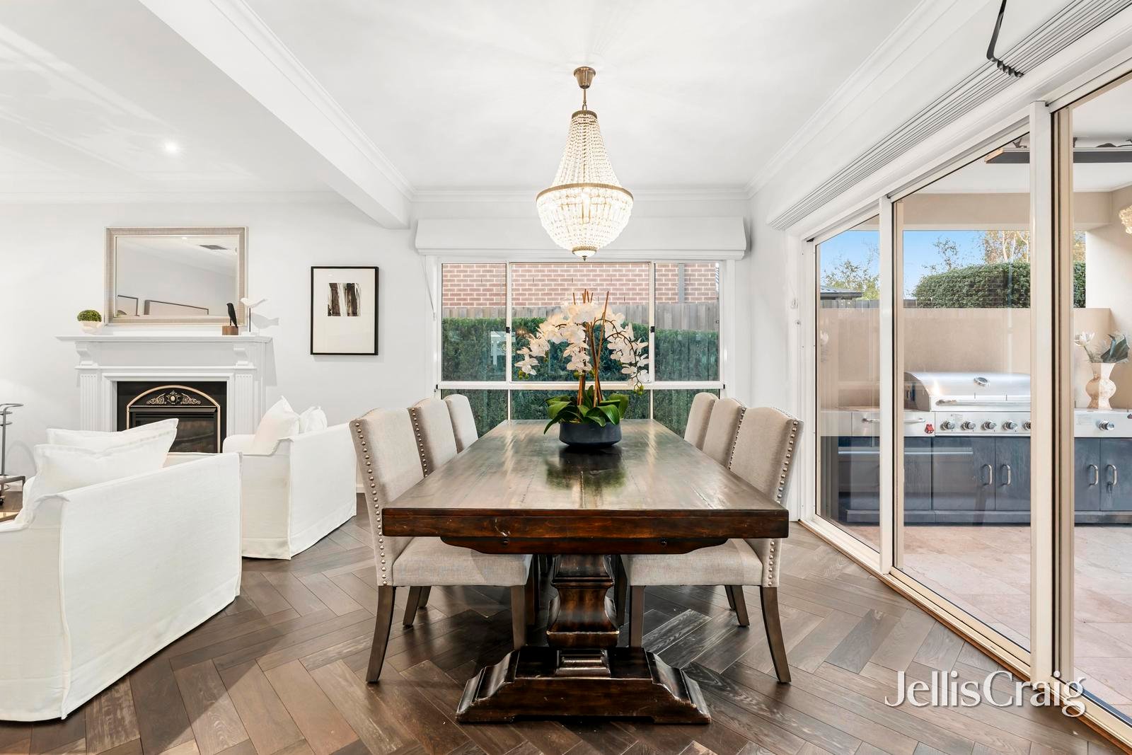 16 Freshfield Avenue, Wantirna image 3