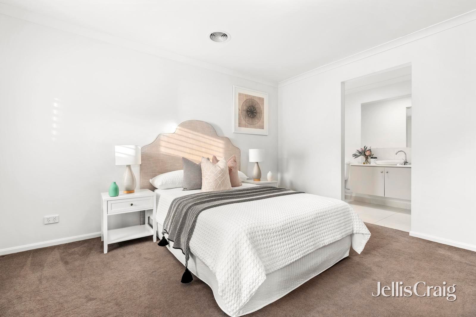 16 Freshfield Avenue, Wantirna image 19