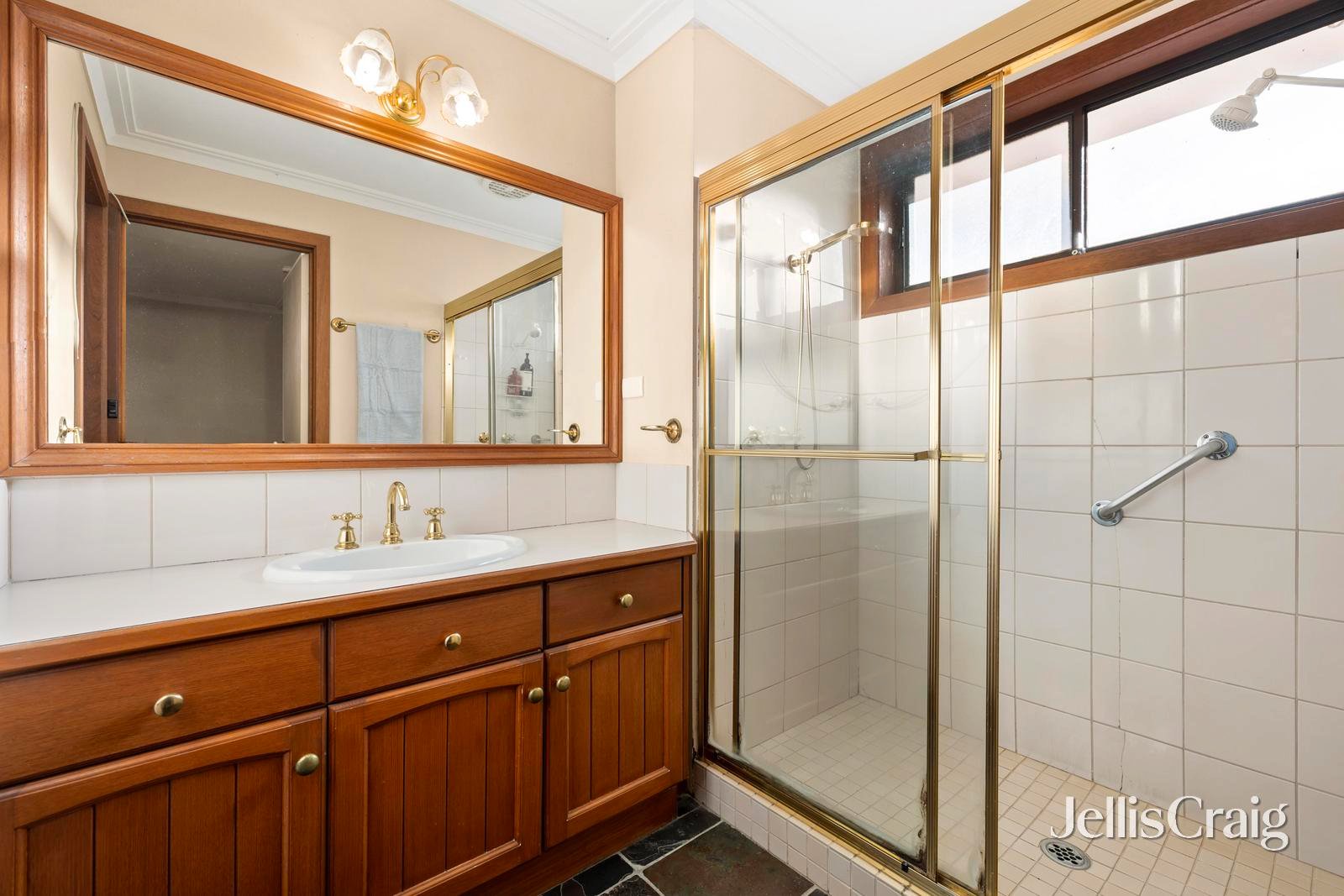 16 Fullwood Parade, Doncaster&nbsp;East image 9