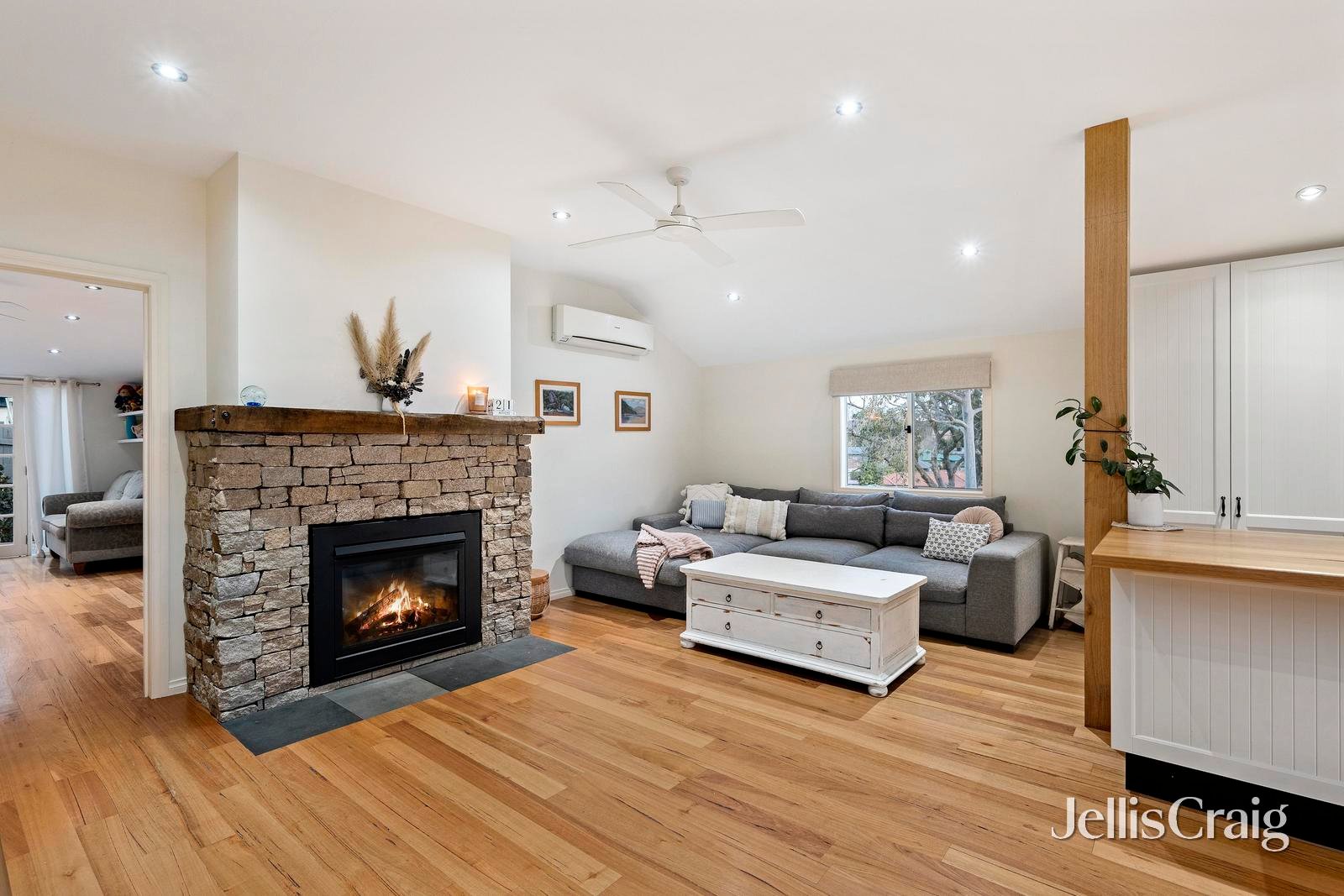 16 Gardner Parade, Mount Evelyn image 5