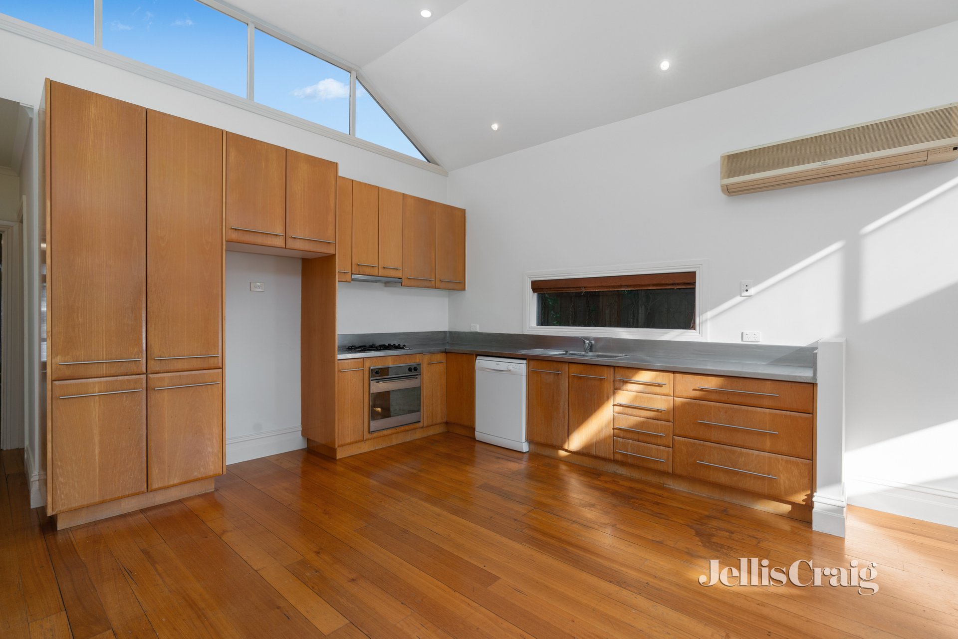 16 Gardner Street, Richmond image 2