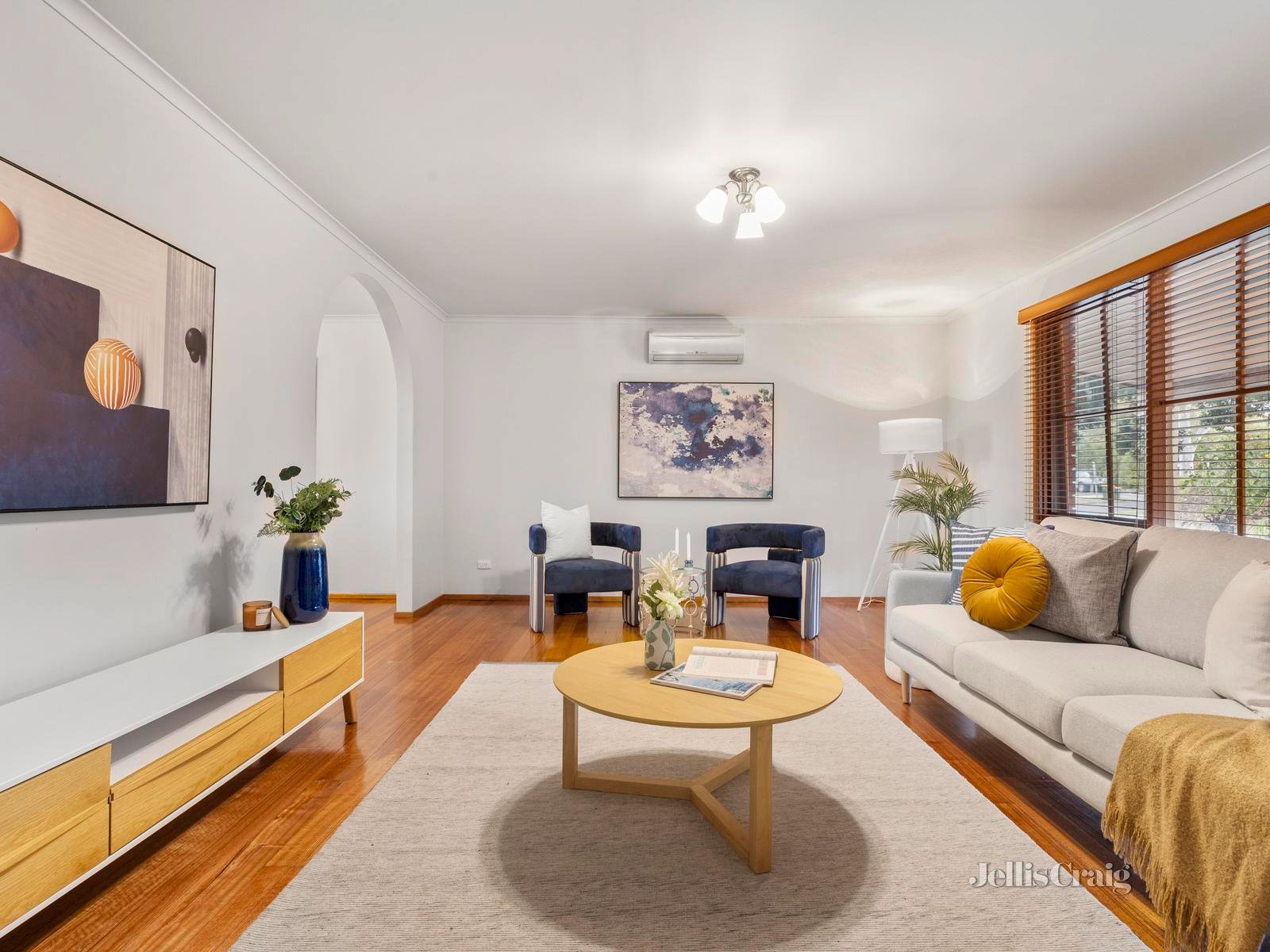 16 Gaudion Road, Doncaster East image 7