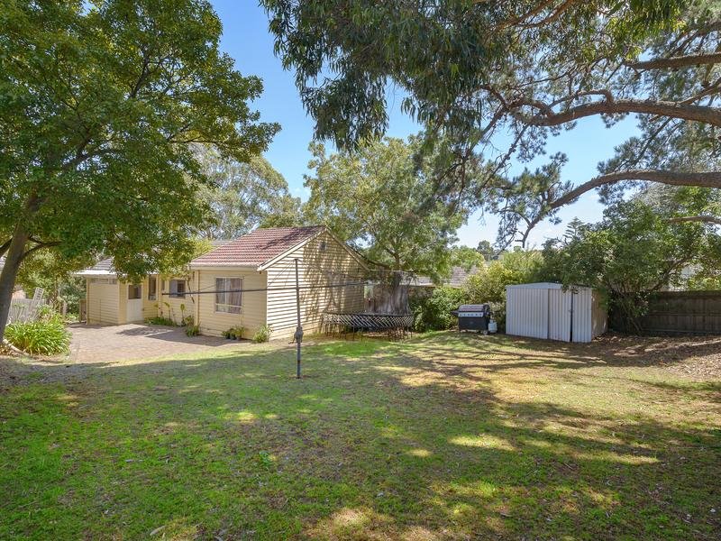 16 Gedye Street, Doncaster East image 6