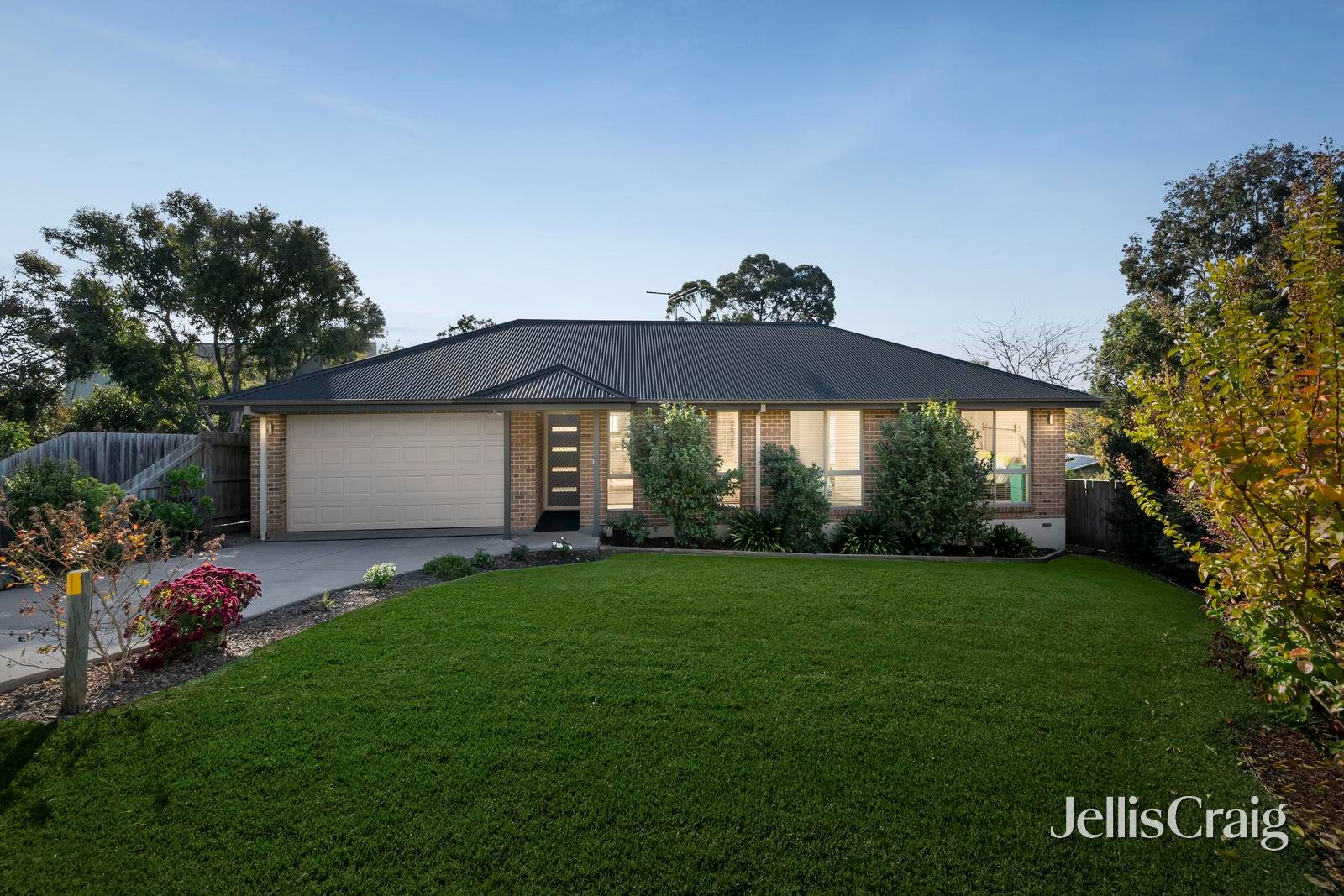 16 George Street, Wandin&nbsp;North image 1