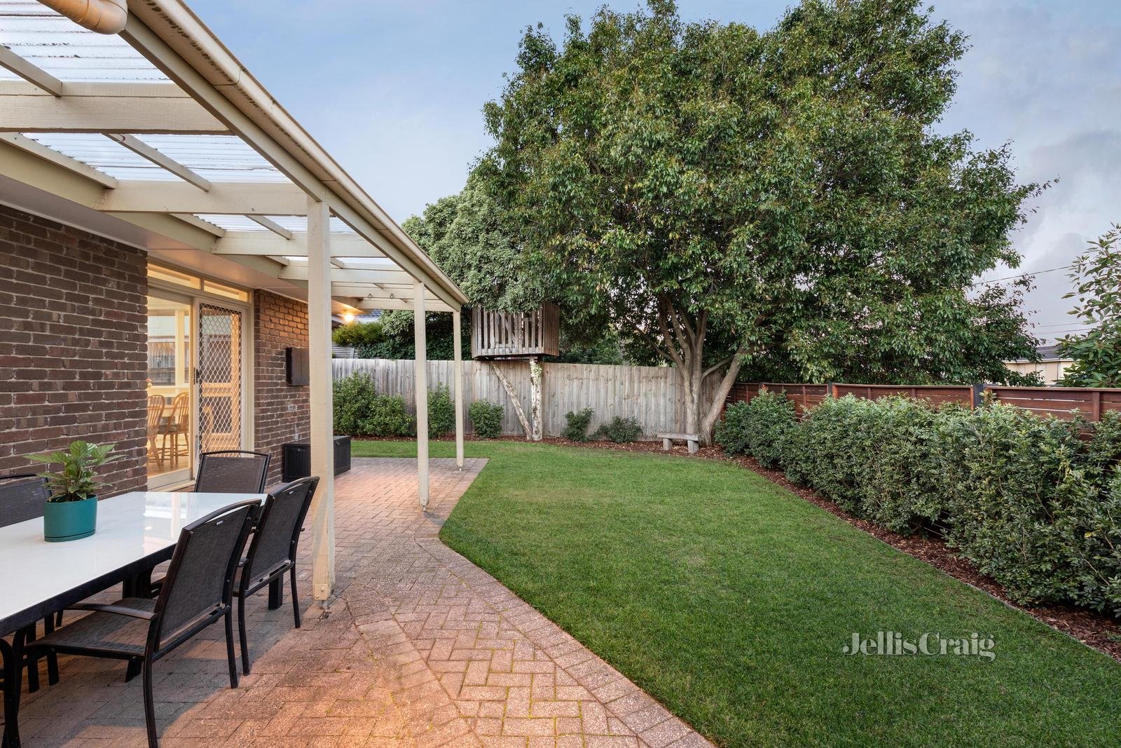 16 Gilmour Court, Greensborough image 14