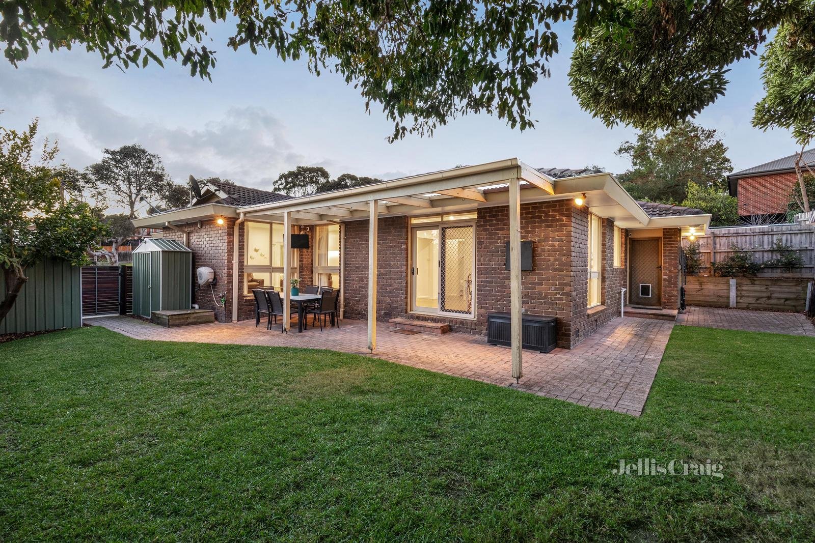 16 Gilmour Court, Greensborough image 15