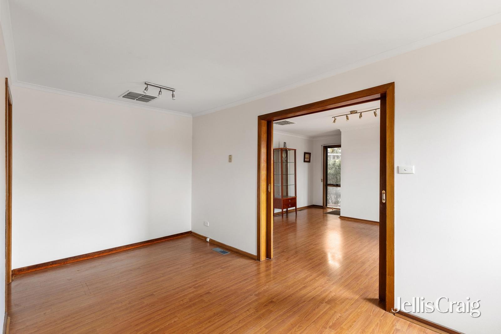 1/6 Gladstone Road, Briar&nbsp;Hill image 6